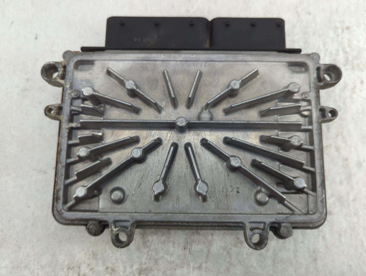 2008 Volvo Volvo40 PCM Engine Control Computer ECU ECM PCU OEM P/N:0261209038 30650454, 1376 0113 Fits OEM Used Auto Parts -