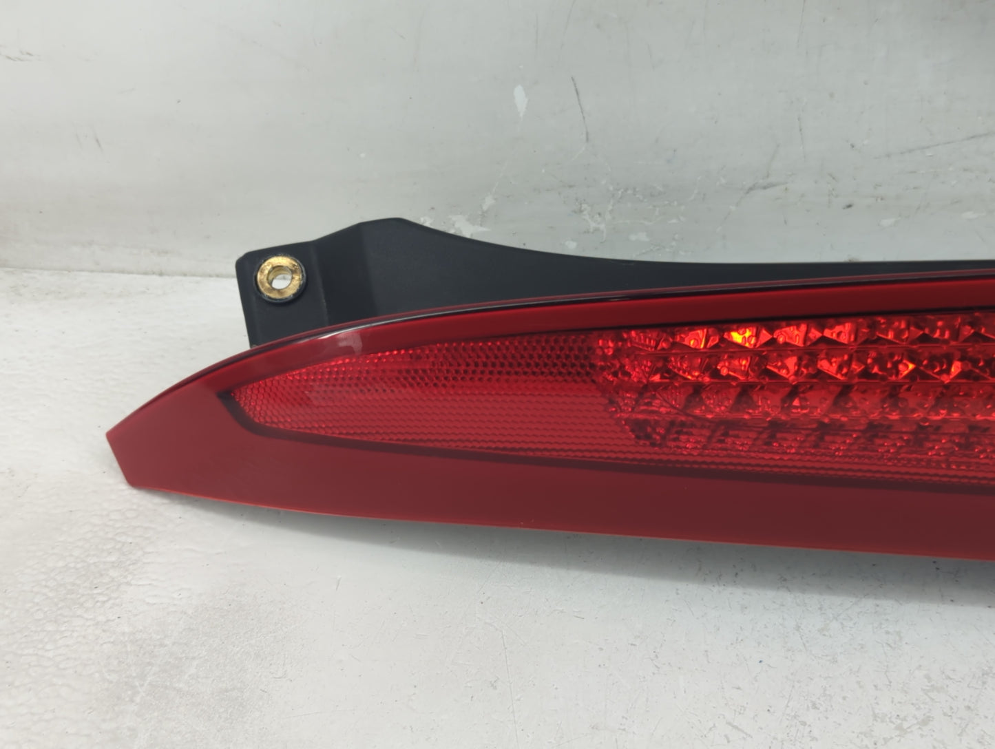 2007-2014 Volvo Xc90 Tail Light Assembly Driver Left OEM P/N:162655 Fits Fits 2007 2008 2009 2010 2011 2012 2013 2014 OEM Us