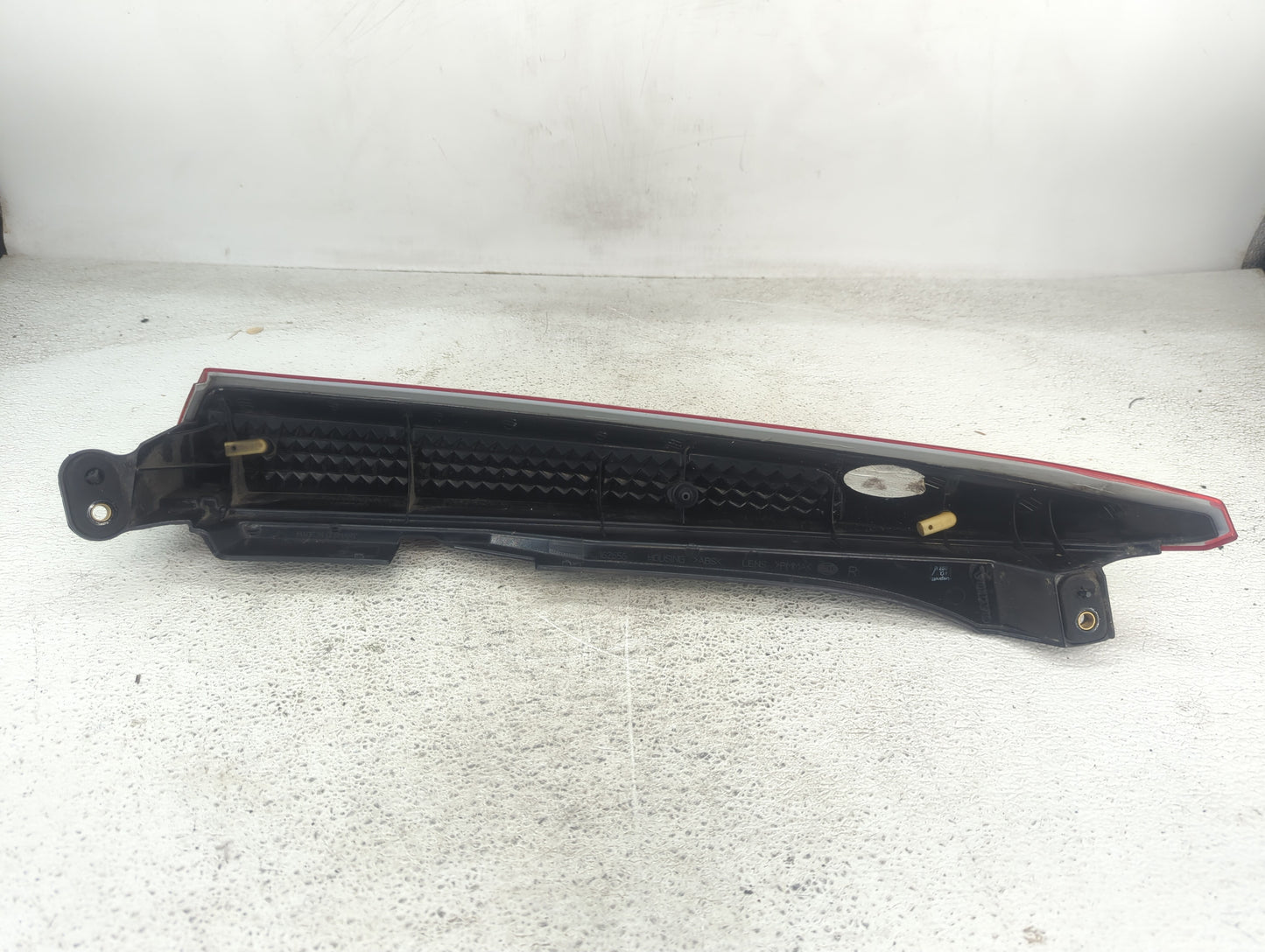2007-2014 Volvo Xc90 Tail Light Assembly Passenger Right OEM P/N:3069814 Fits Fits 2007 2008 2009 2010 2011 2012 2013 2014 O