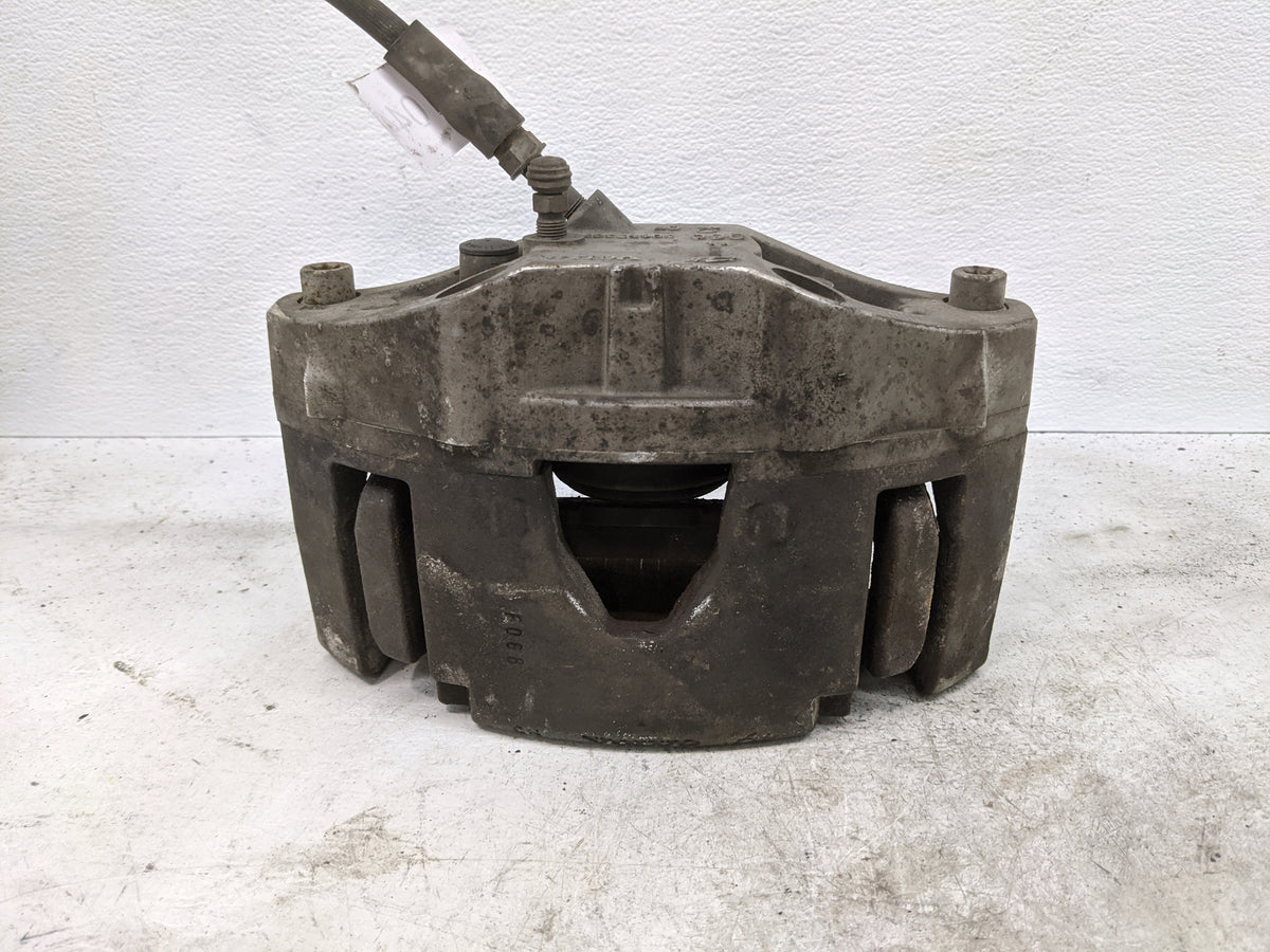 2003-2009 Volvo Xc90 Front Passenger Right Brake Caliper - Oemusedautoparts1.com