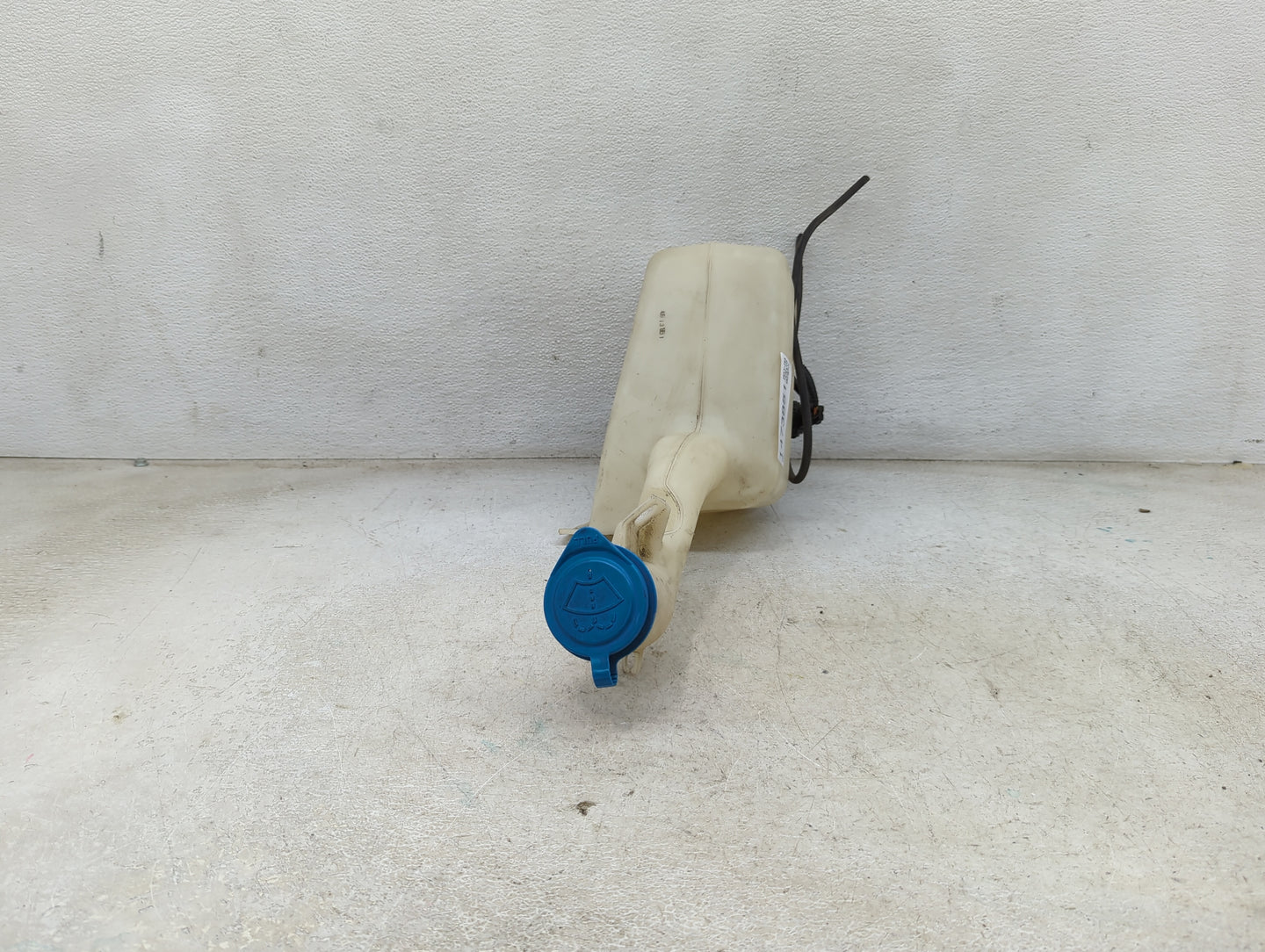 2007-2009 Acura Mdx Windshield Washer Fluid Reservoir Bottle Oem 1473851 - Oemusedautoparts1.com