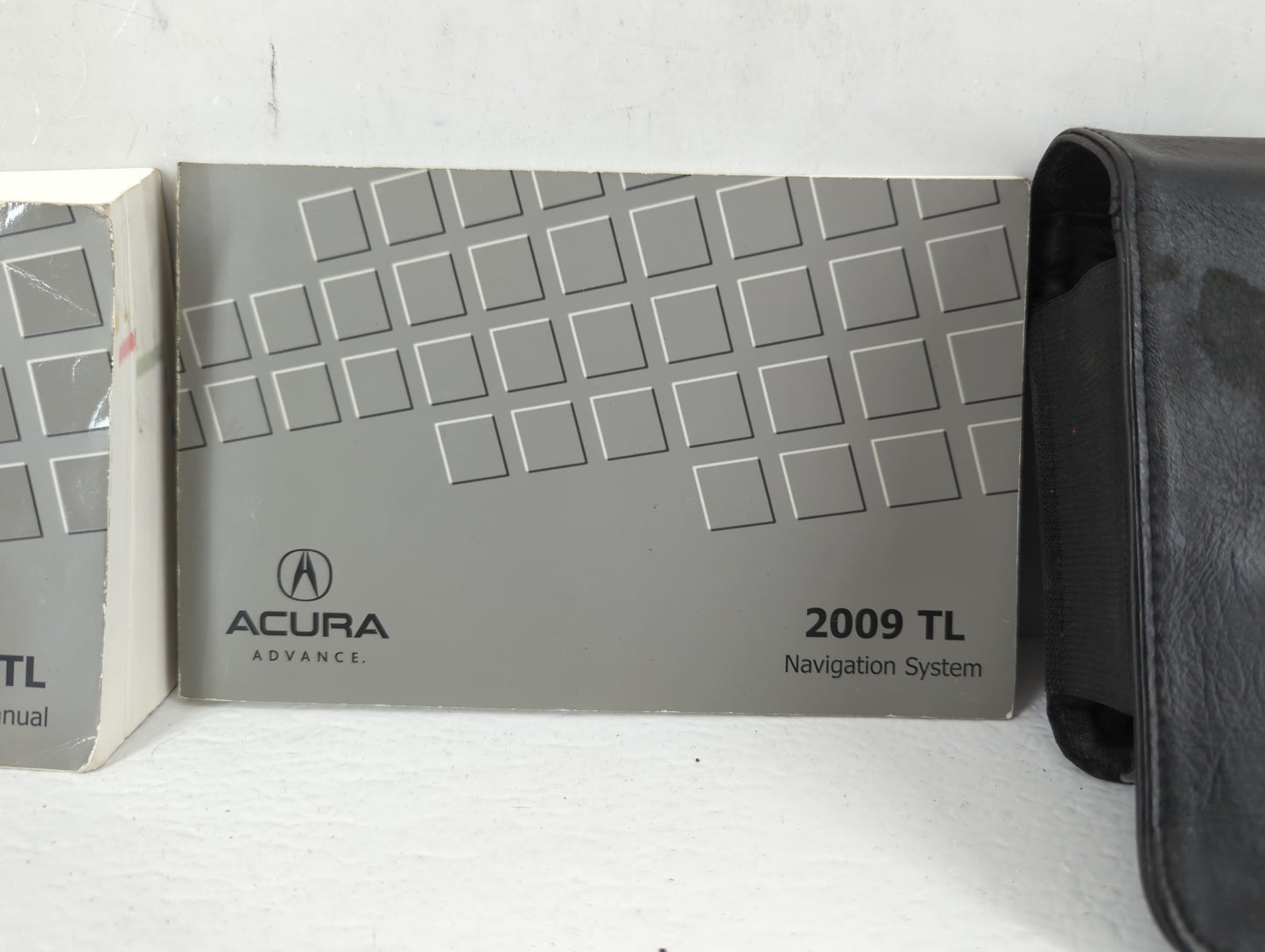 2009 Acura Tl Owners Manual Book Guide P/N:31TK4600 00X31-TK4-6001 OEM Used Auto Parts - Oemusedautoparts1.com