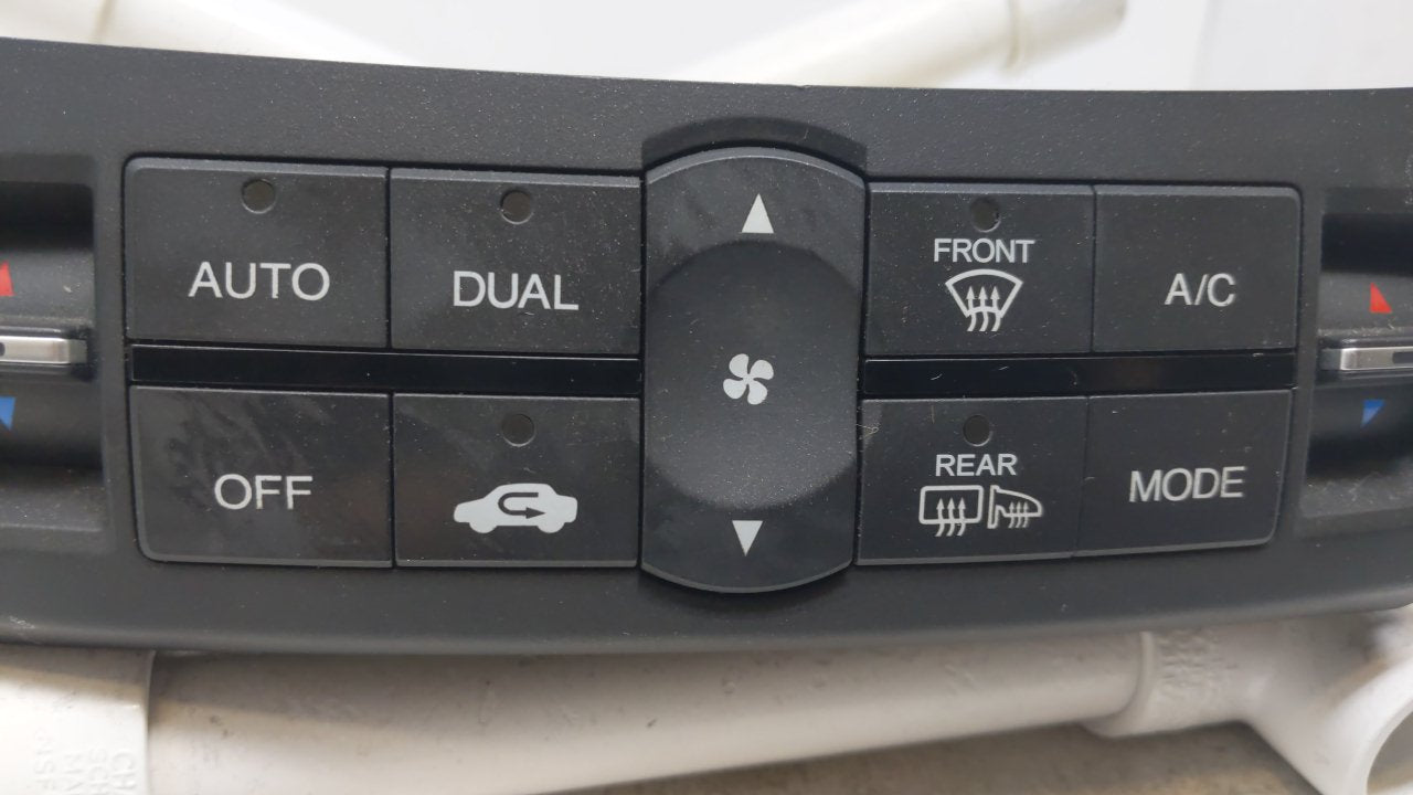 2009-2010 Acura Tsx Climate Control Module Temperature AC/Heater Replacement Fits Fits 2009 2010 OEM Used Auto Parts - Oemus