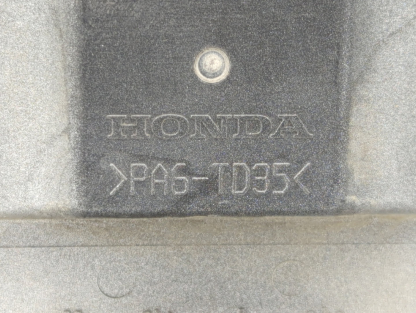 2009 Acura Tsx Engine Cover - Oemusedautoparts1.com