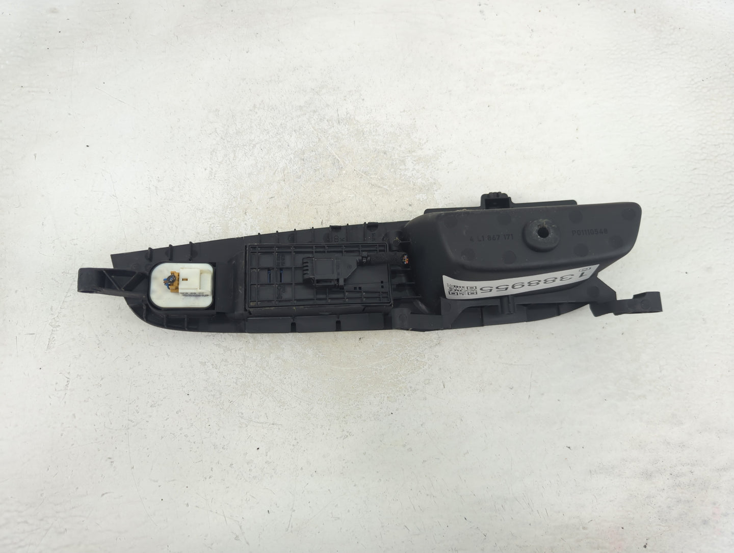 2009 Audi 16 Master Power Window Switch Replacement Driver Side Left P/N:4L1867171 Fits OEM Used Auto Parts - Oemusedautopar