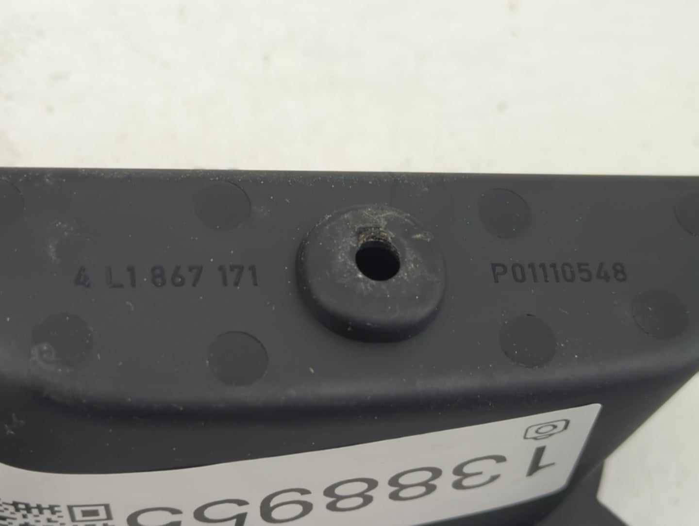 2009 Audi 16 Master Power Window Switch Replacement Driver Side Left P/N:4L1867171 Fits OEM Used Auto Parts - Oemusedautopar