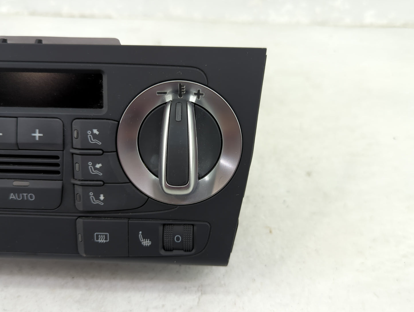 2009 Audi A3 Climate Control Module Temperature AC/Heater Replacement P/N:8P0820043BH A2C53301900 Fits OEM Used Auto Parts -