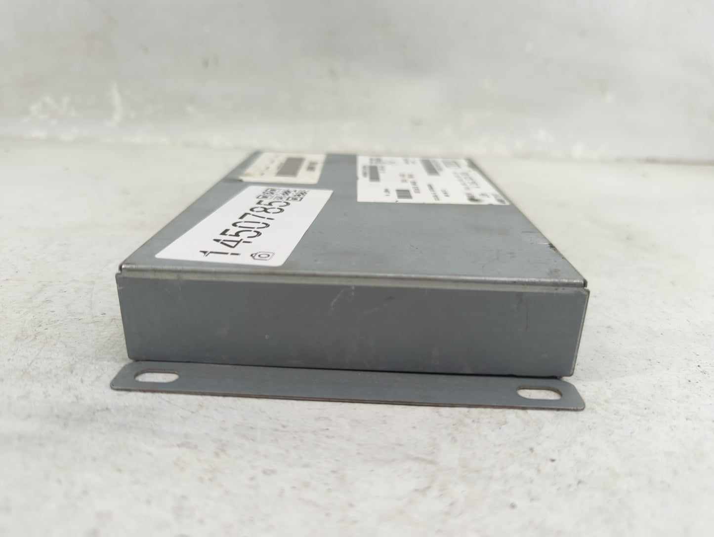 2009 Audi A3 Radio AM FM Cd Player Receiver Replacement P/N:8E0035593M 28107969 Fits OEM Used Auto Parts - Oemusedautoparts1