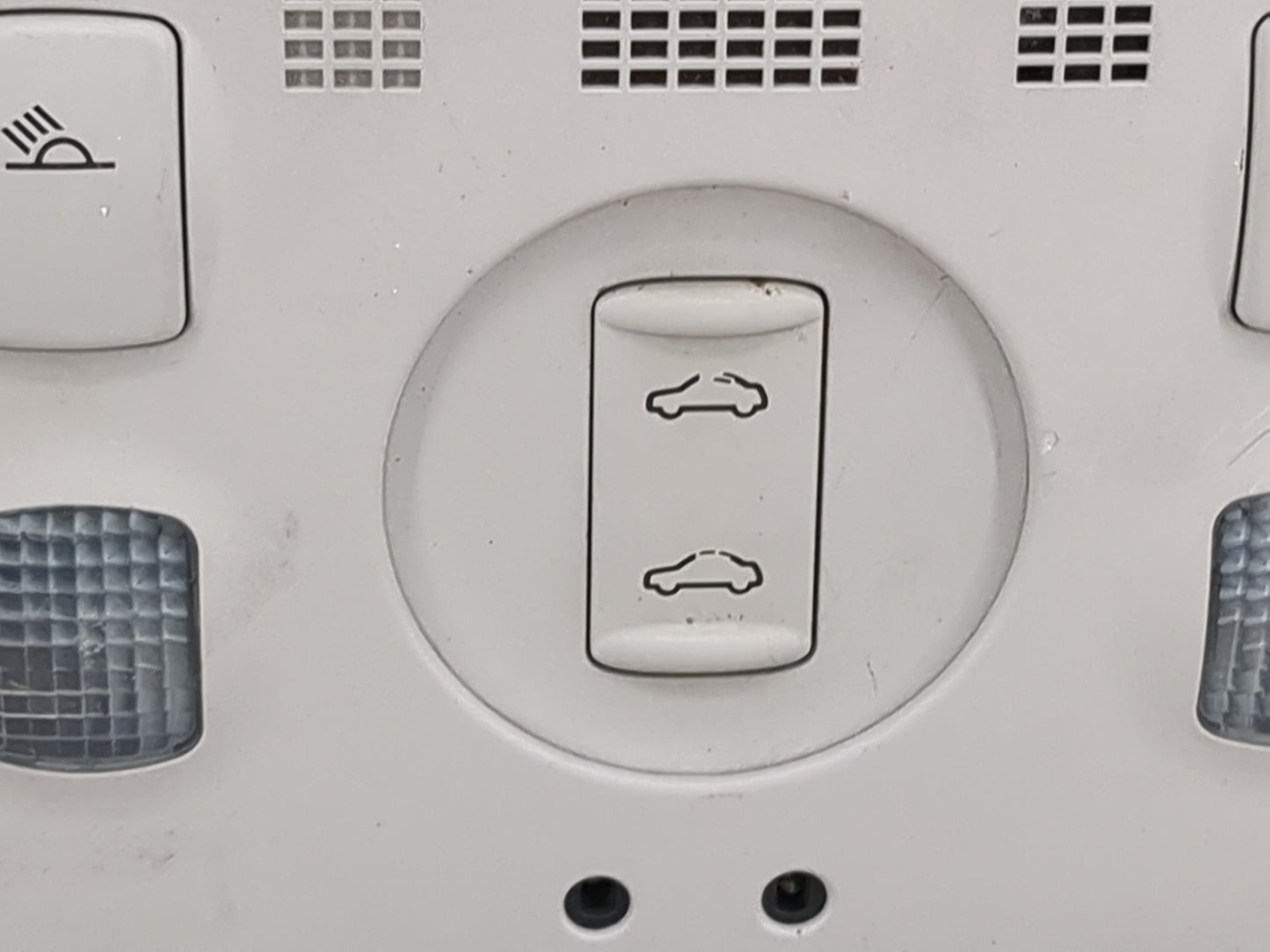 2009 Audi A3 Overhead Roof Console - Oemusedautoparts1.com