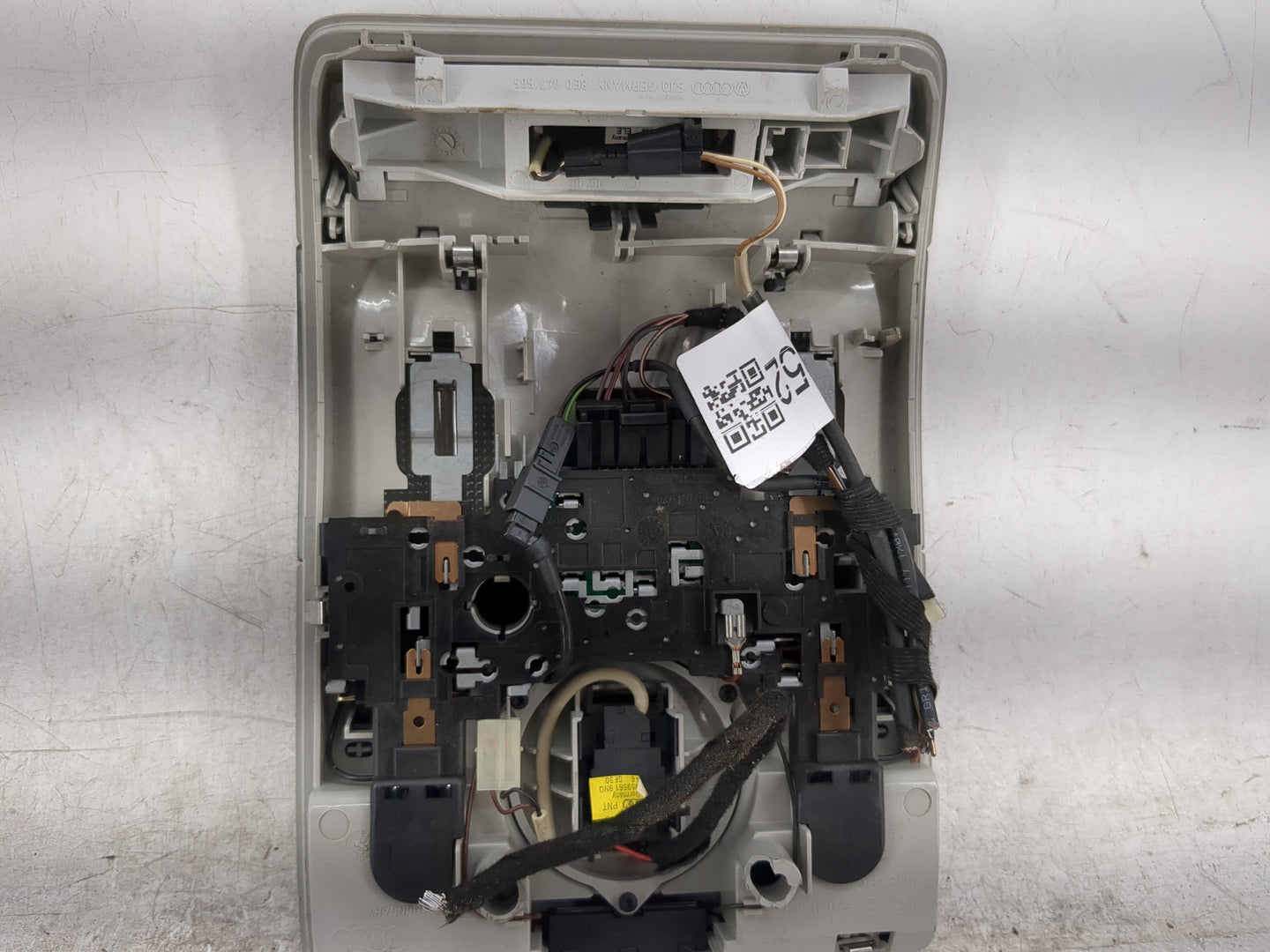 2009 Audi A3 Overhead Roof Console - Oemusedautoparts1.com