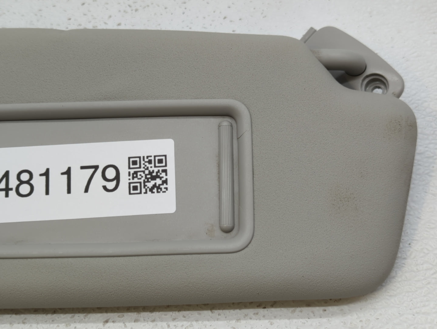 2009 Audi A3 Sun Visor Shade Replacement Passenger Right Mirror Fits OEM Used Auto Parts - Oemusedautoparts1.com