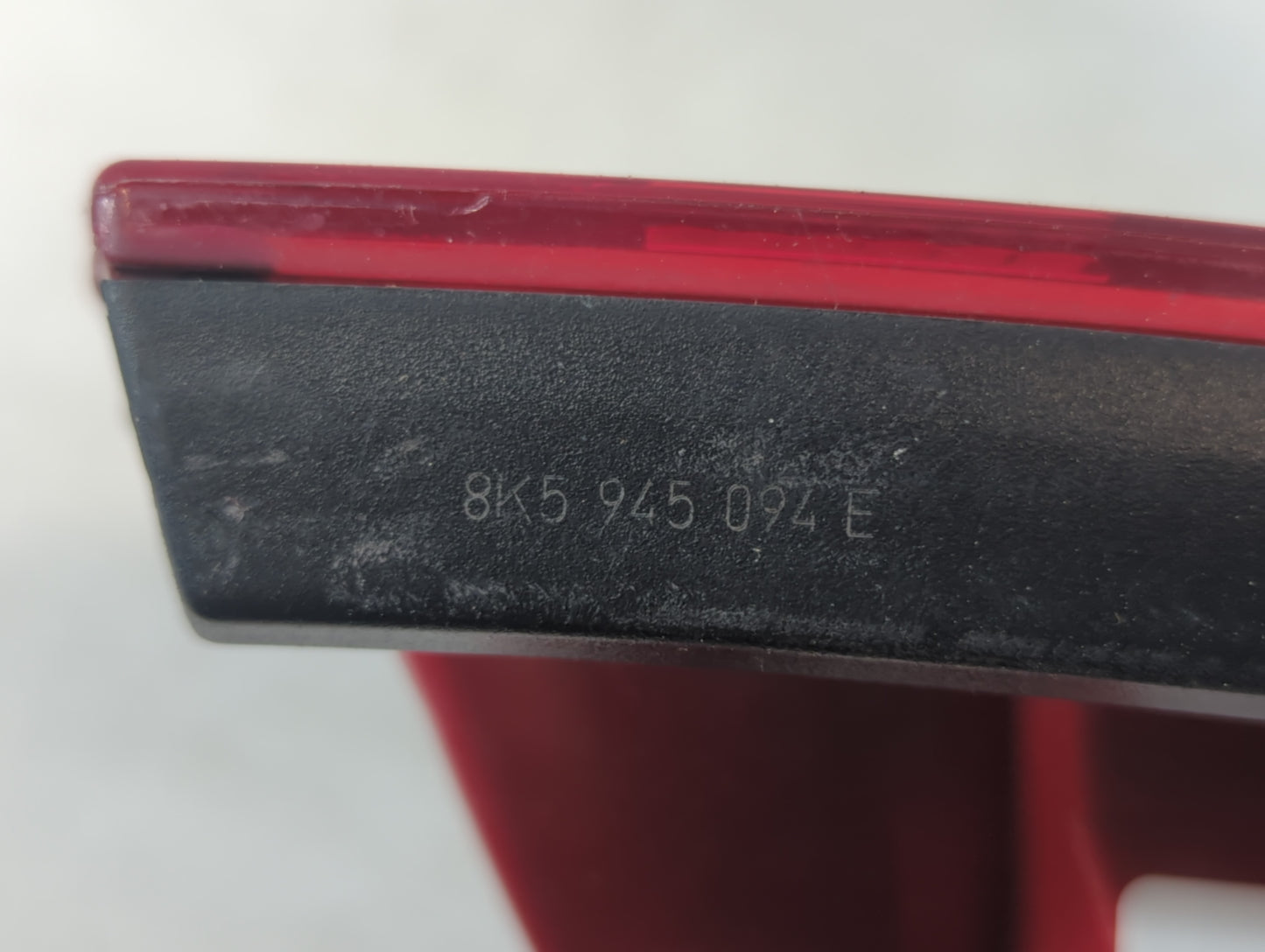 2009-2012 Audi A4 Tail Light Assembly Passenger Right OEM P/N:8K0 945 094 E Fits Fits 2009 2010 2011 2012 OEM Used Auto Part