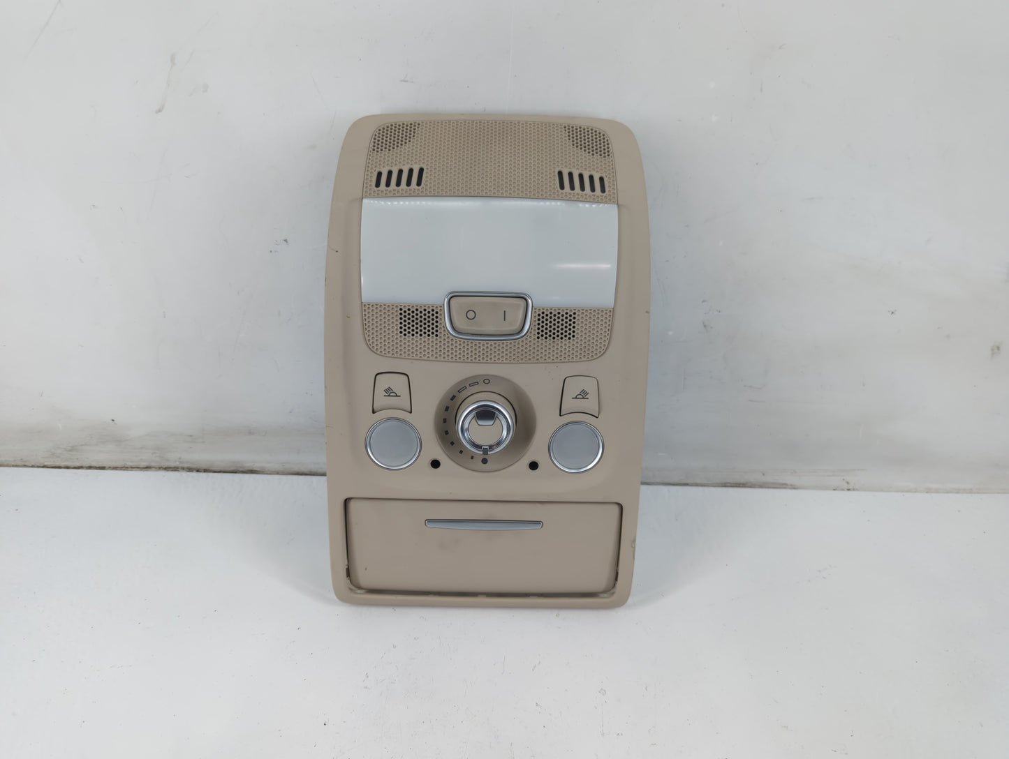 2009 Audi A4 Overhead Roof Console - Oemusedautoparts1.com