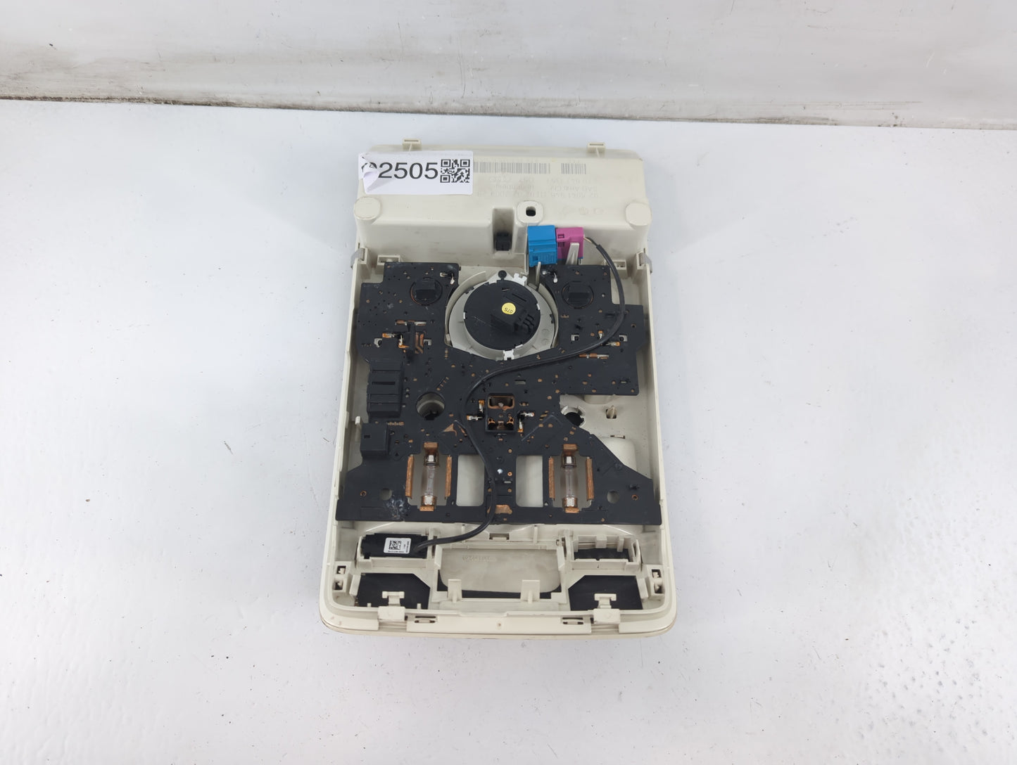 2009 Audi A4 Overhead Roof Console - Oemusedautoparts1.com