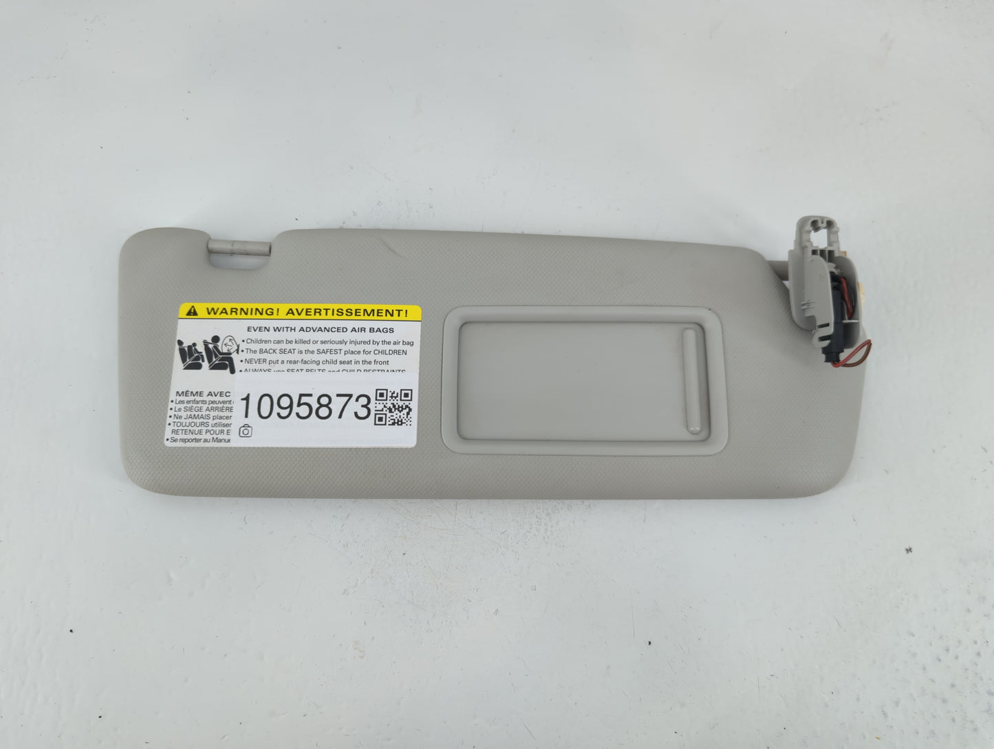 2009-2012 Audi A4 Sun Visor Shade Replacement Passenger Right Mirror Fits Fits 2009 2010 2011 2012 OEM Used Auto Parts - Oem