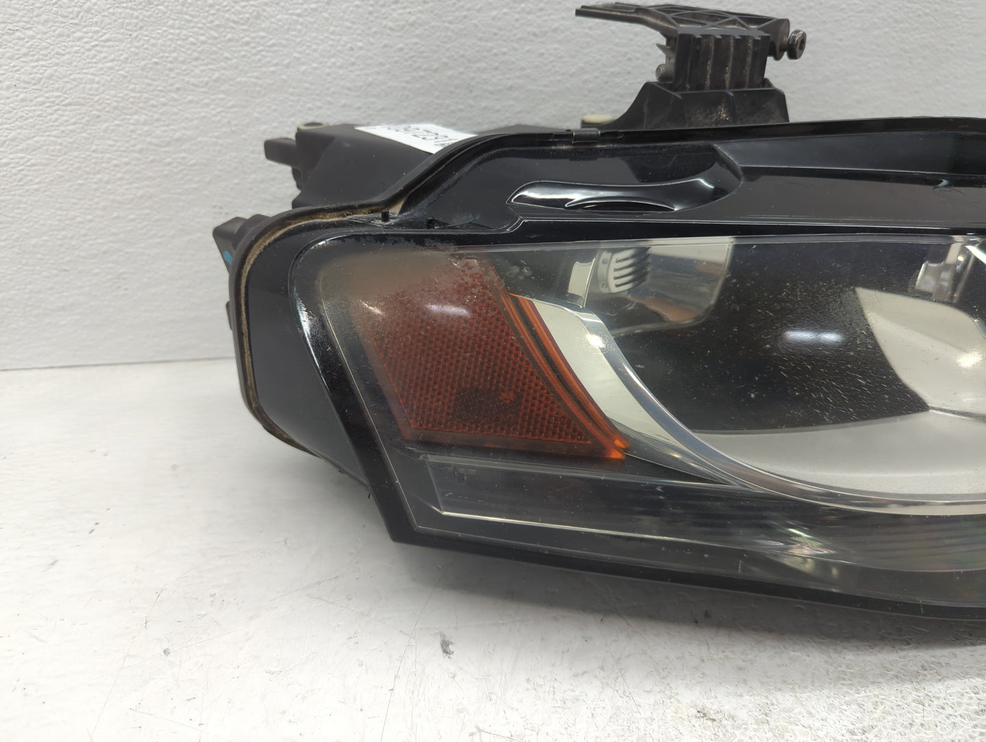 2009-2012 Audi A4 Passenger Right Oem Head Light Headlight Lamp - Oemusedautoparts1.com
