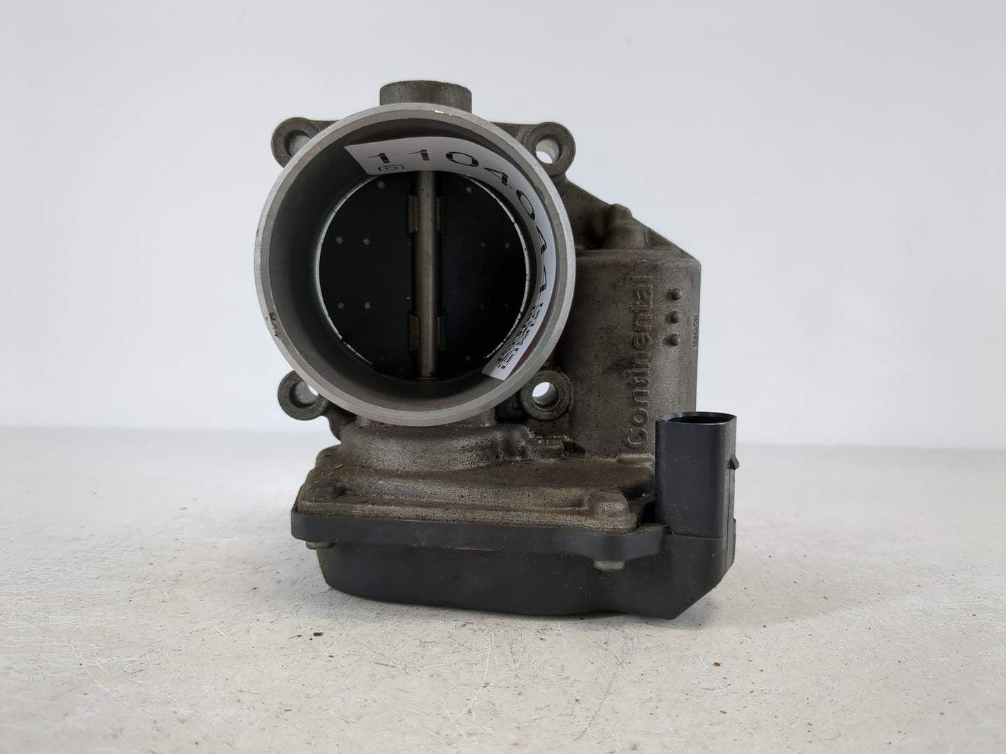 2005-2016 Audi A4 Throttle Body P/N:06F 133 062 Q Fits OEM Used Auto Parts - Oemusedautoparts1.com