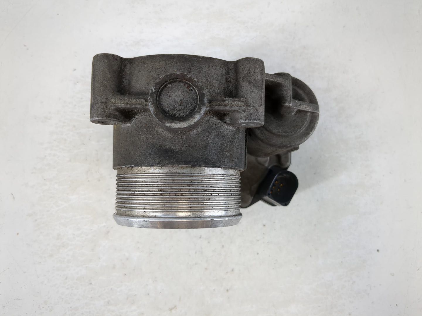 2005-2016 Audi A4 Throttle Body P/N:06F 133 062 Q Fits OEM Used Auto Parts - Oemusedautoparts1.com