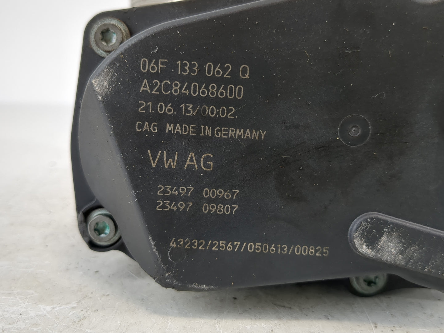 2005-2016 Audi A4 Throttle Body P/N:06F 133 062 Q Fits OEM Used Auto Parts - Oemusedautoparts1.com