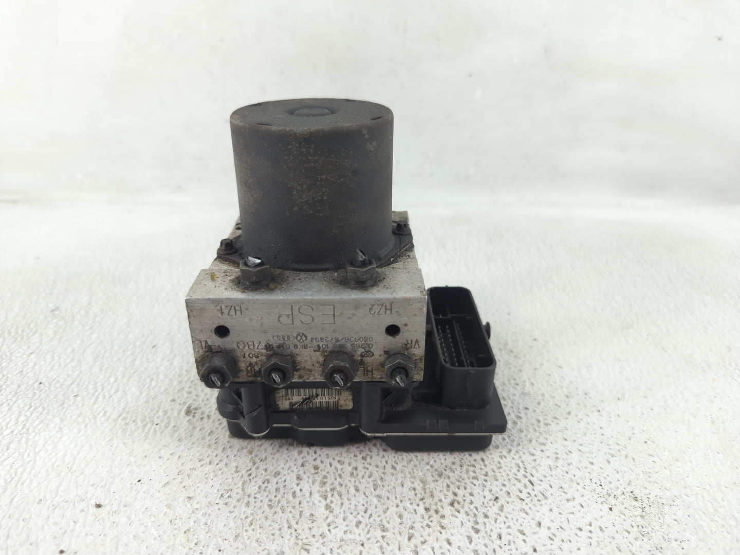 2007-2009 Audi A4 ABS Pump Control Module Replacement P/N:8K0 614 507 BQ 0 265 950 959 Fits Fits 2007 2008 2009 OEM Used Aut