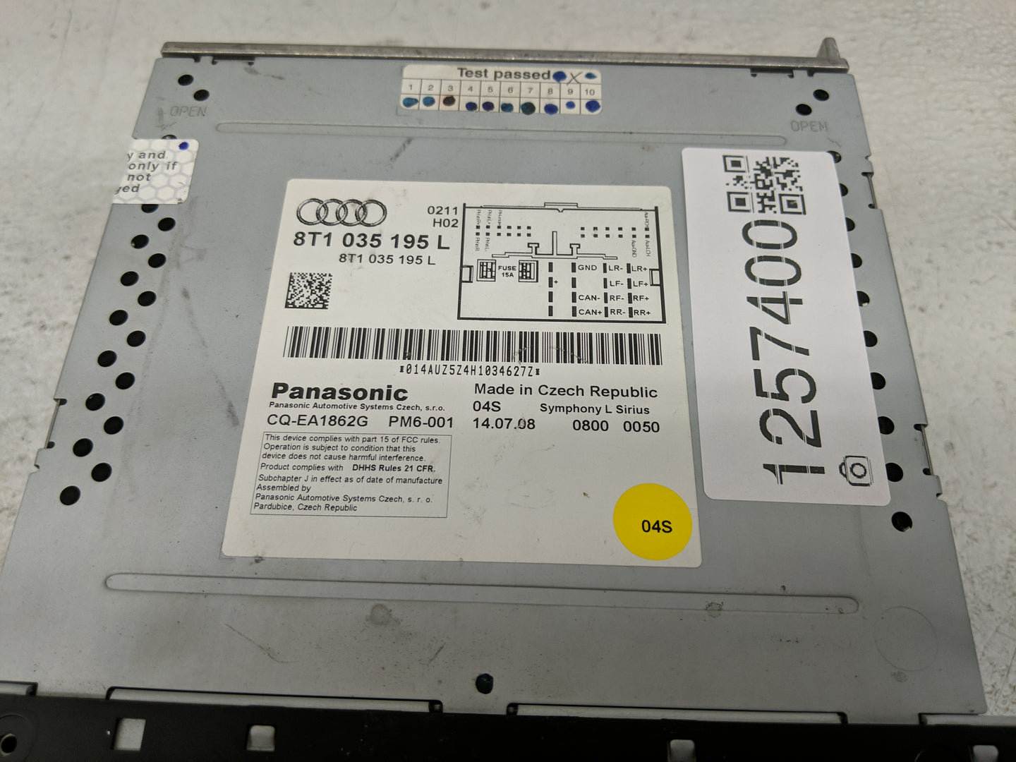 2009 Audi A4 Radio AM FM Cd Player Receiver Replacement P/N:8T1 035 195 L Fits OEM Used Auto Parts - Oemusedautoparts1.com