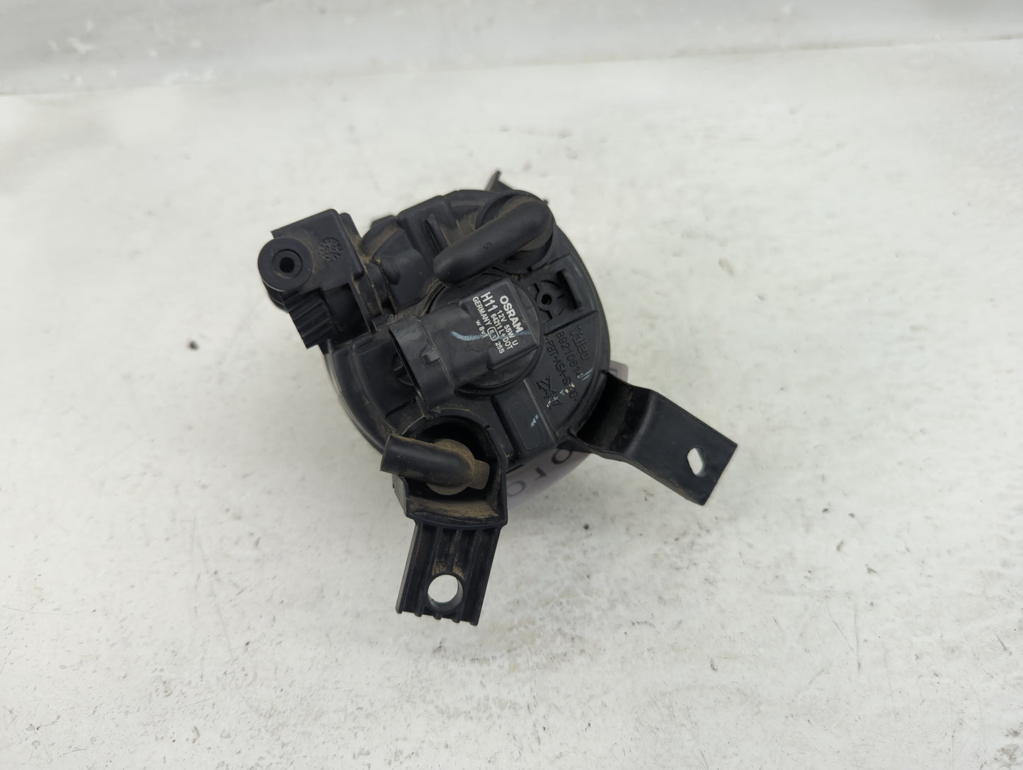2005-2009 Audi A4 Passenger Right Oem Fog Light Lamp - Oemusedautoparts1.com
