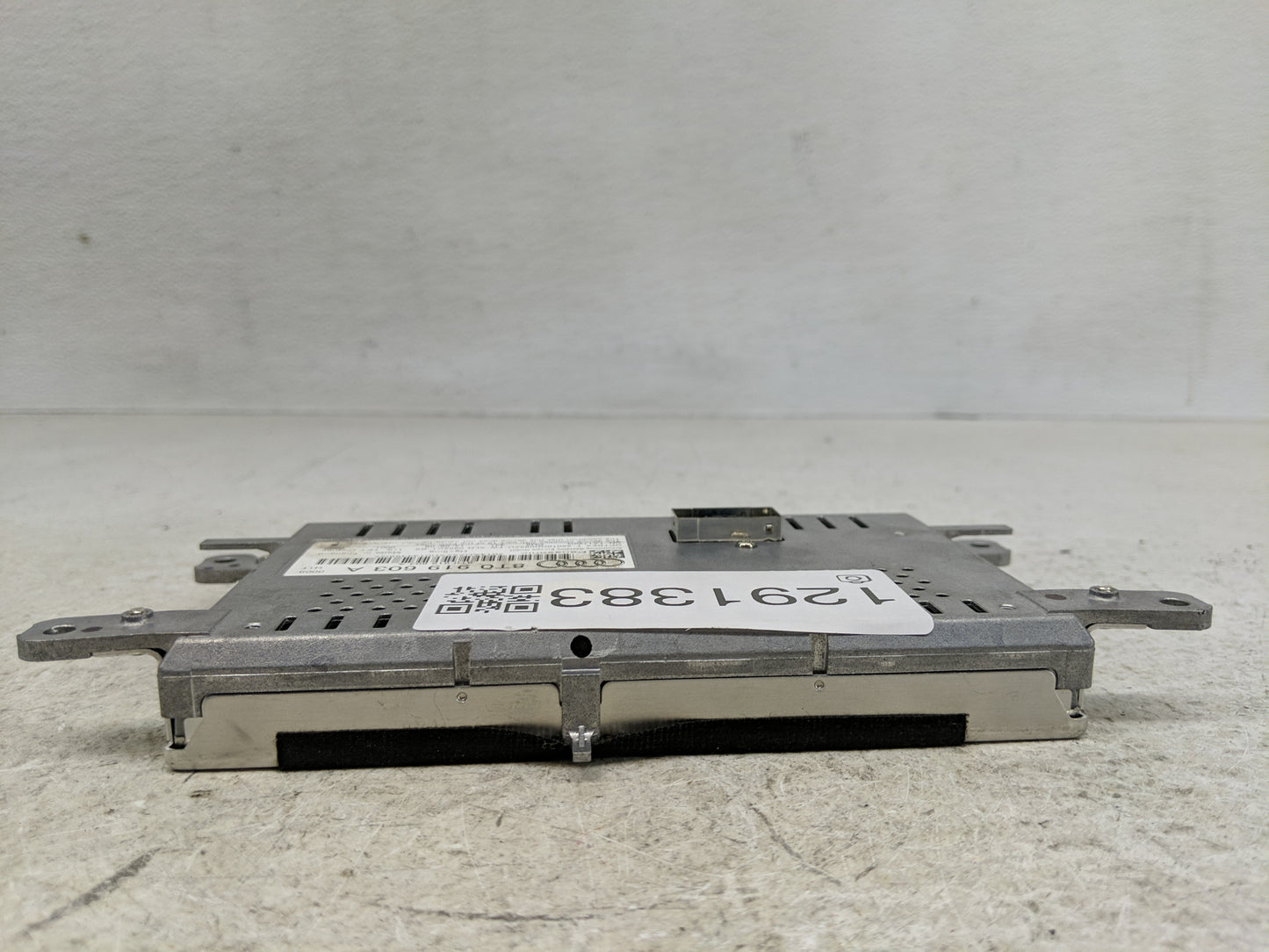 2009-2016 Audi A4 Information Display Screen - Oemusedautoparts1.com