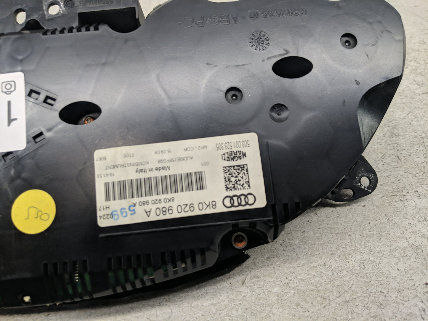 2009 Audi A4 Instrument Cluster Speedometer Gauges P/N:8K0 920 980 A Fits OEM Used Auto Parts - Oemusedautoparts1.com