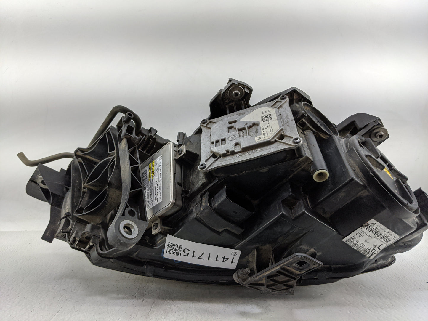 2009-2012 Audi A4 Driver Left Oem Head Light Headlight Lamp - Oemusedautoparts1.com