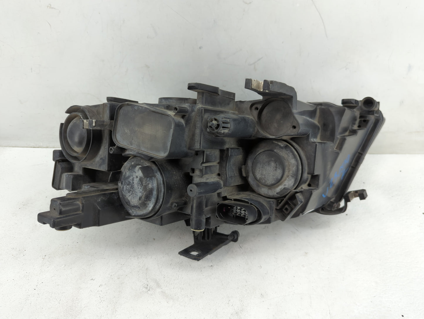 2005-2009 Audi A4 Passenger Right Oem Head Light Headlight Lamp - Oemusedautoparts1.com