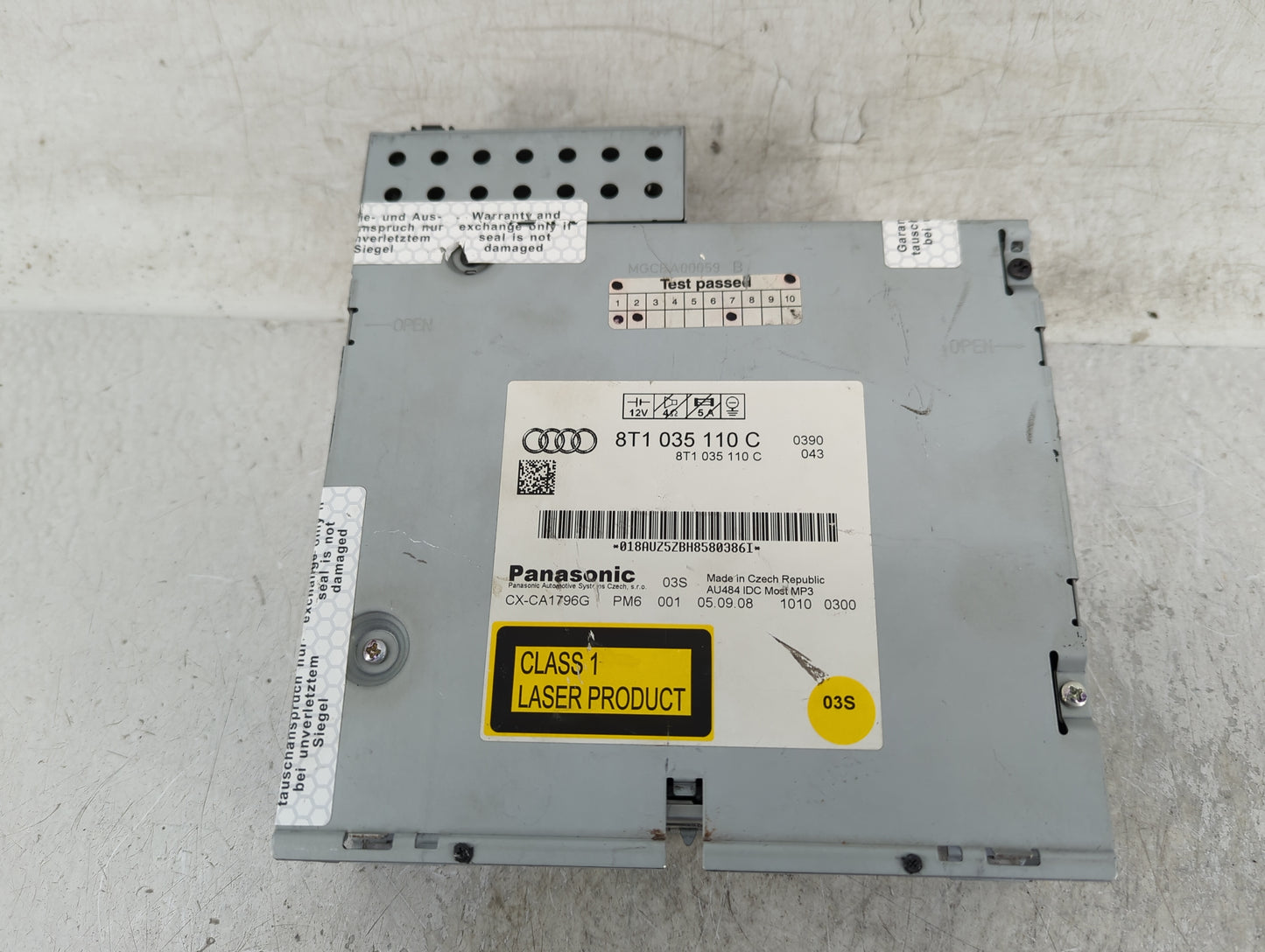 2009 Audi A4 Radio AM FM Cd Player Receiver Replacement P/N:8T1035110C Fits OEM Used Auto Parts - Oemusedautoparts1.com