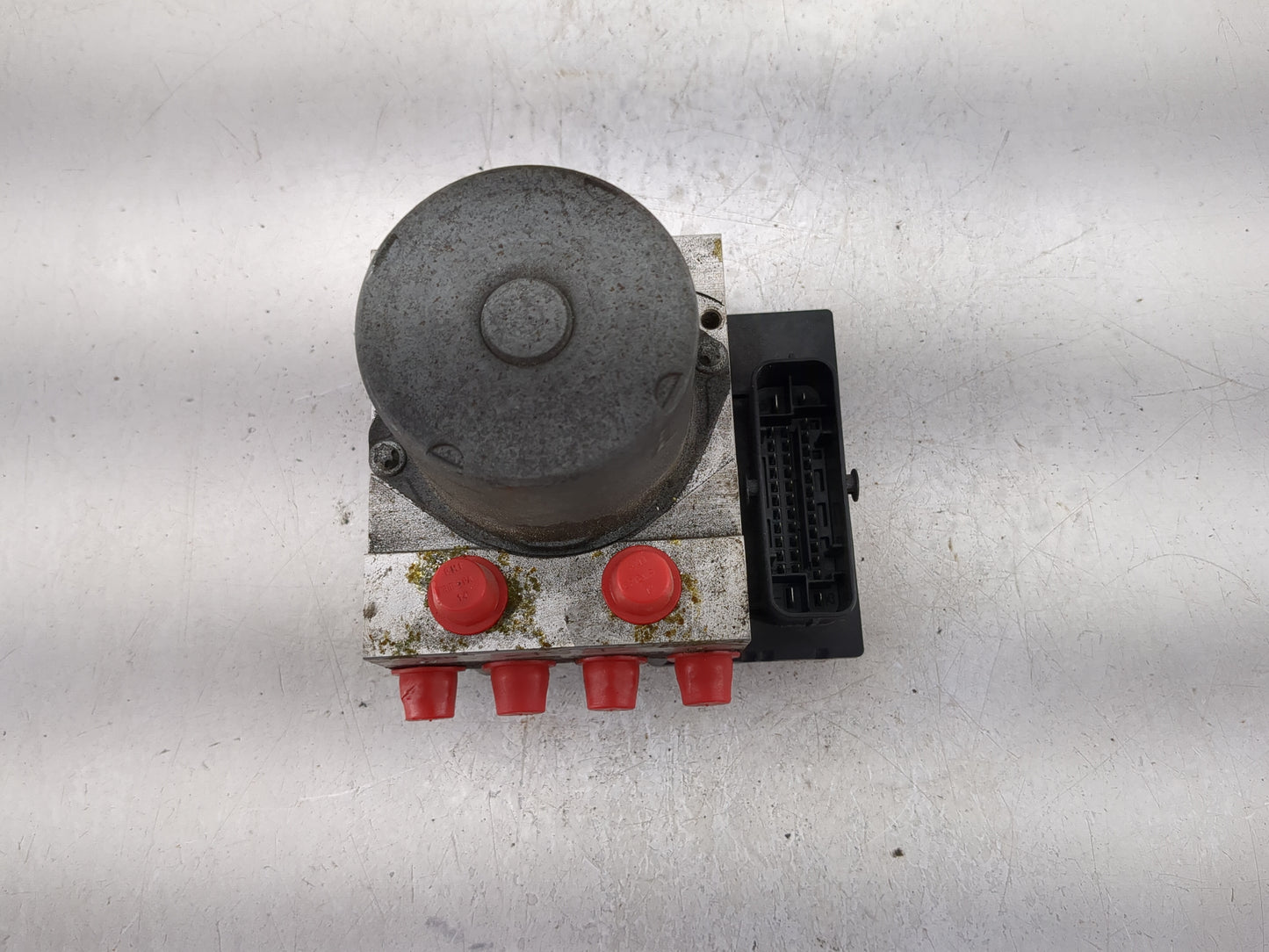 2009 Audi A4 ABS Pump Control Module Replacement P/N:8K0 907 379 AE 0 265 950 967, 8K0 614 517 CD Fits Fits 2010 2011 2012 O