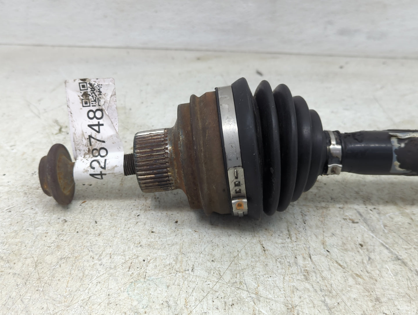 Audi A4 Axle Shaft Front Passenger Cv C/v - Oemusedautoparts1.com