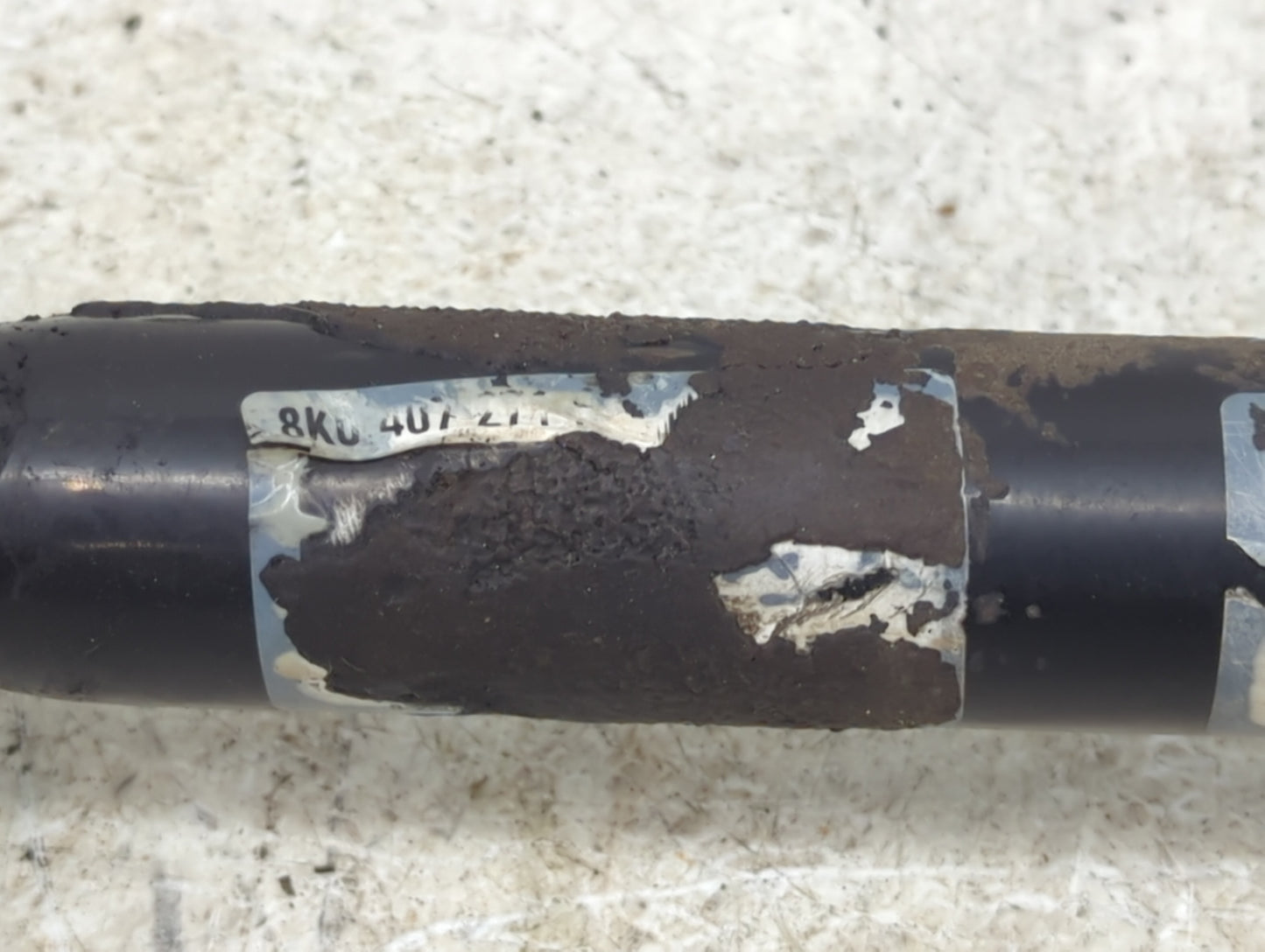 Audi A4 Axle Shaft Front Passenger Cv C/v - Oemusedautoparts1.com