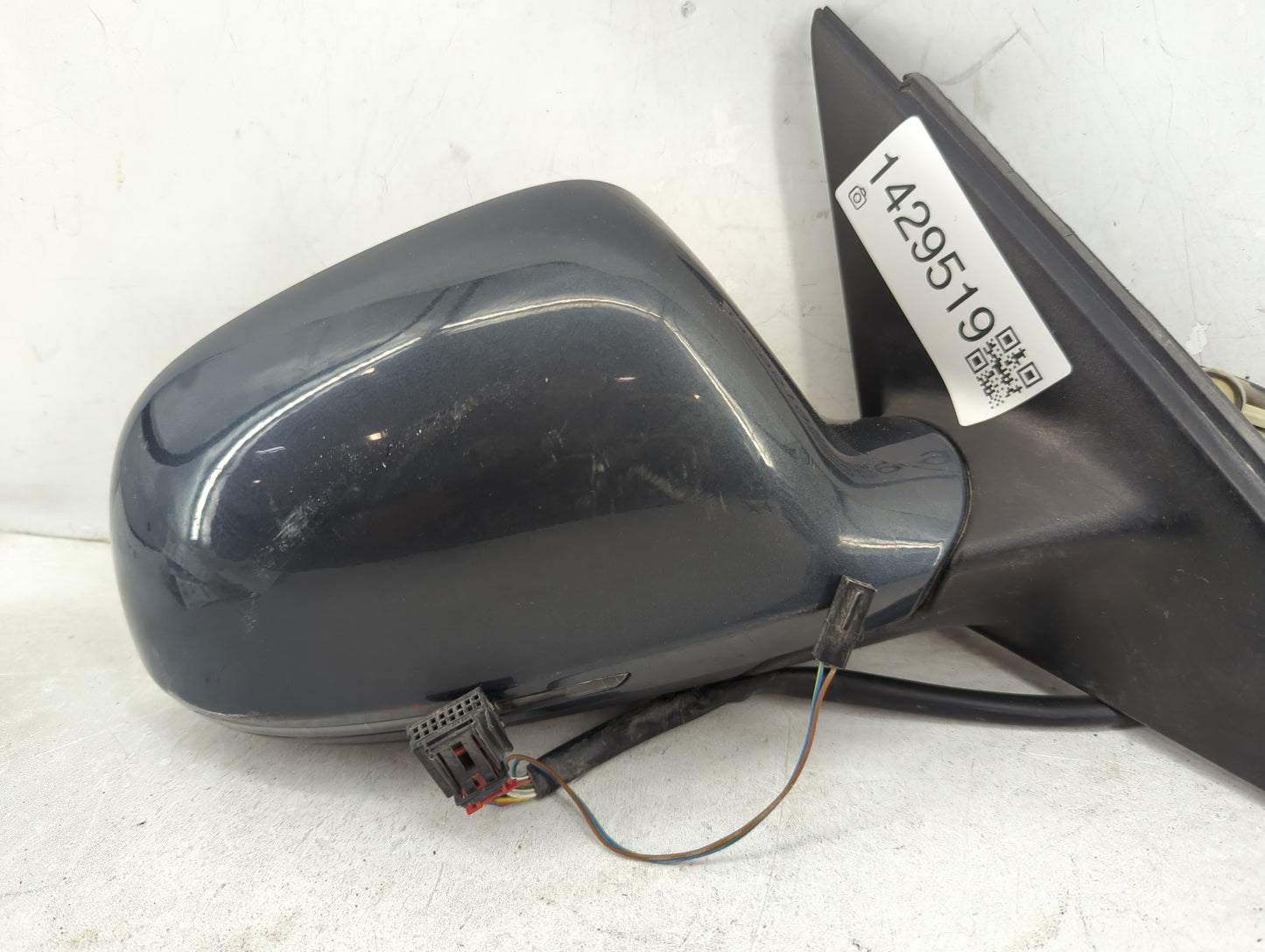 2009 Audi A4 Passenger Side View Mirror - Right Door Mirror OEM Used - Oemusedautoparts1.com
