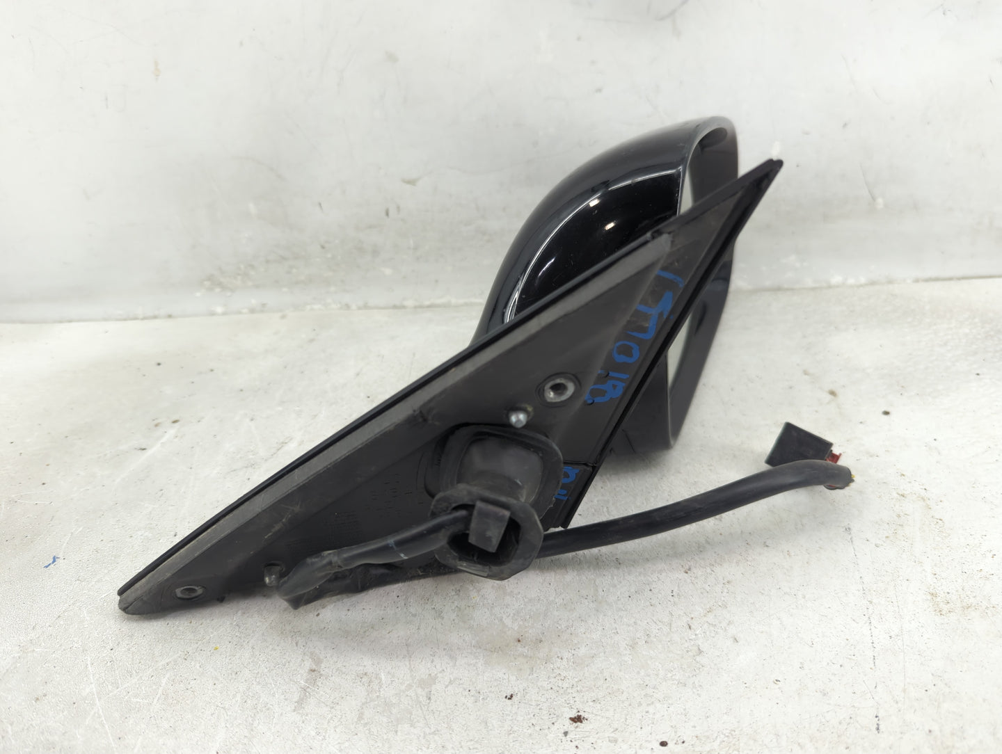 2003-2009 Audi A4 Passenger Side View Mirror - Right Door Mirror OEM Used - Oemusedautoparts1.com