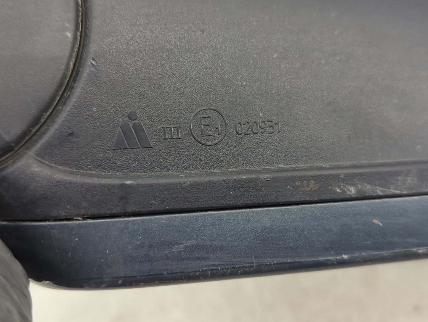 2009 Audi A4 Driver Side View Mirror - Left Door Mirror OEM Used - Oemusedautoparts1.com