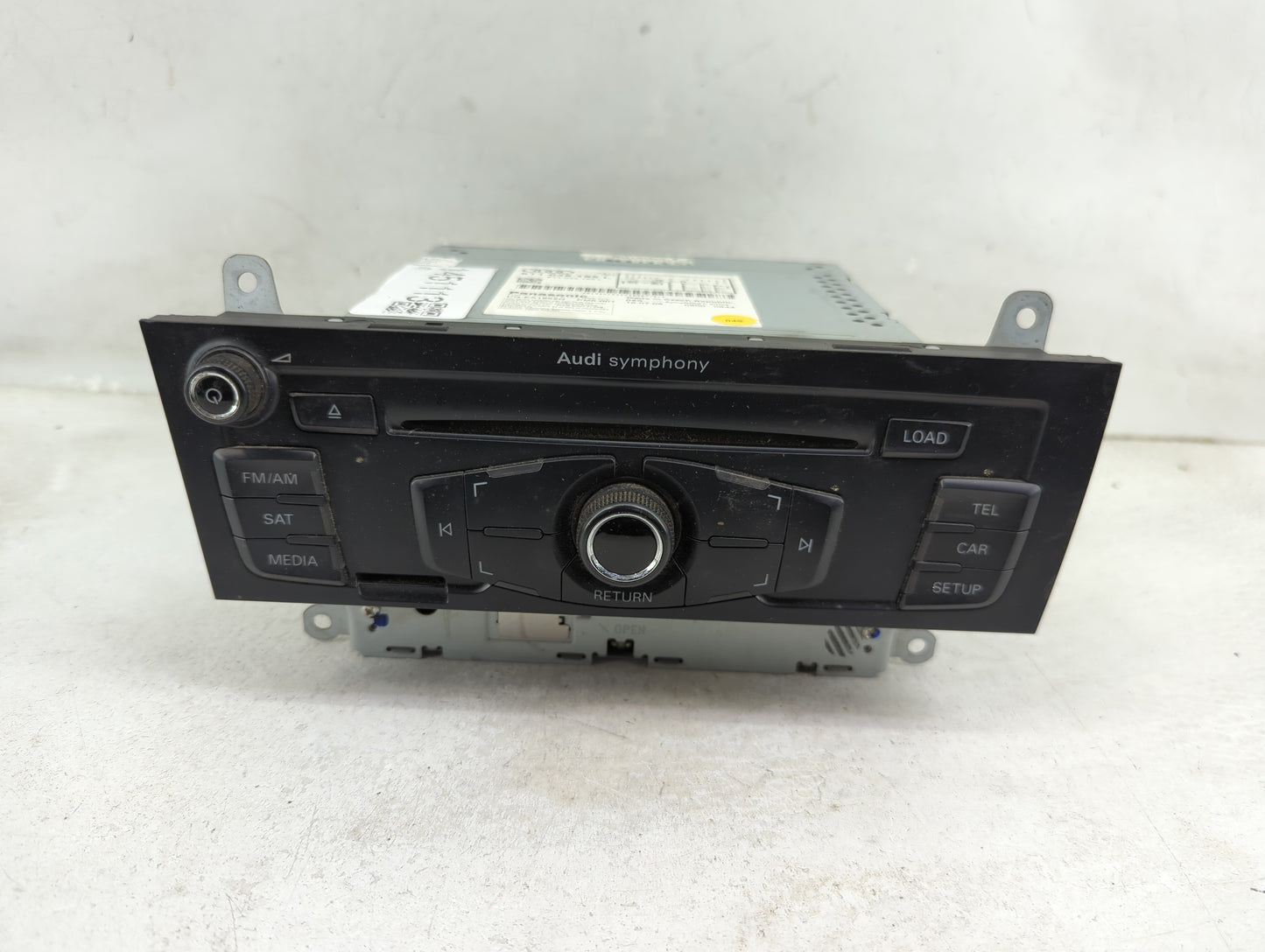 2009 Audi A4 Radio AM FM Cd Player Receiver Replacement P/N:8T1035195L CQ-EA1862G Fits OEM Used Auto Parts - Oemusedautopart