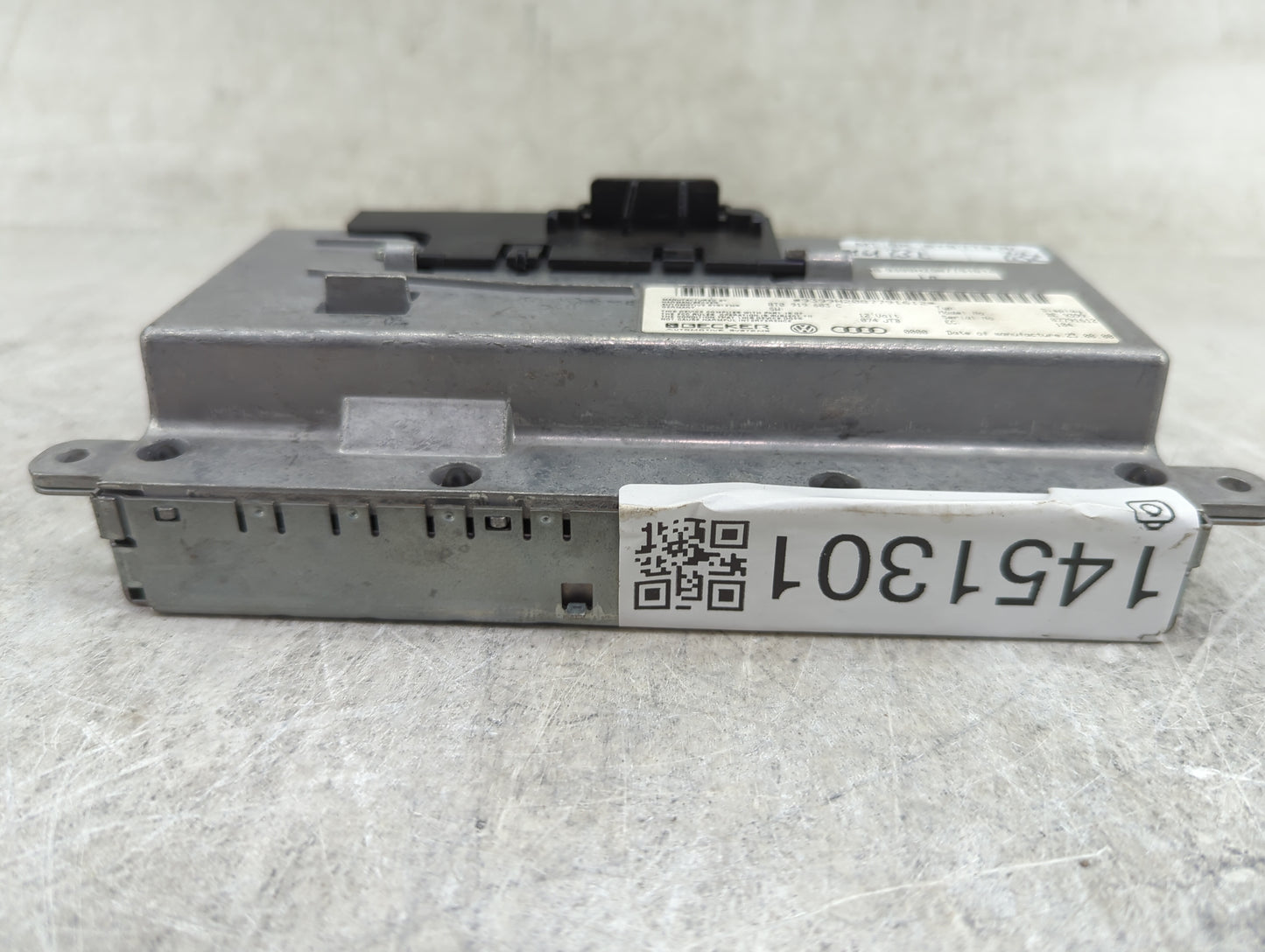 2009-2016 Audi A4 Information Display Screen - Oemusedautoparts1.com