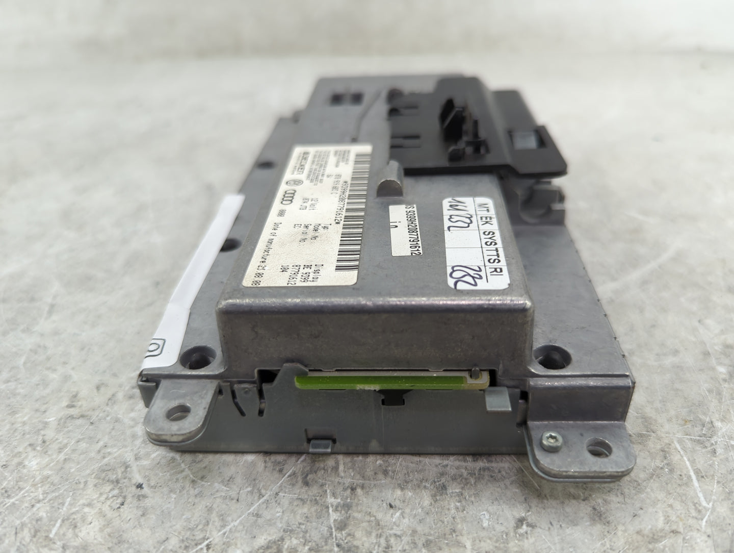 2009-2016 Audi A4 Information Display Screen - Oemusedautoparts1.com