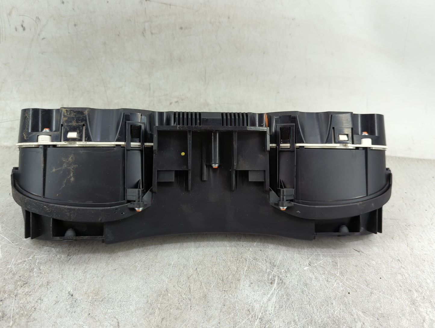 2009 Audi A4 Instrument Cluster Speedometer Gauges P/N:8K0920950A 503001621406 Miles:112K Fits OEM Used Auto Parts - Oemused