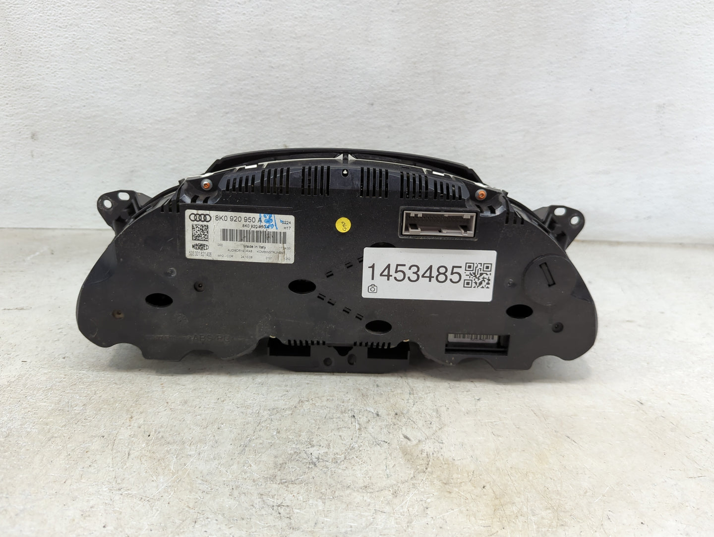 2009 Audi A4 Instrument Cluster Speedometer Gauges P/N:8K0920980A 503001523305 Miles: Fits OEM Used Auto Parts - Oemusedauto