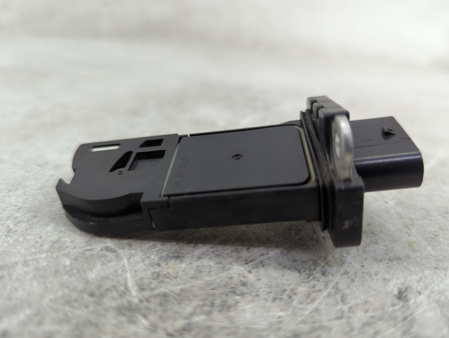 2009-2012 Audi A4 Mass Air Flow Meter Maf - Oemusedautoparts1.com