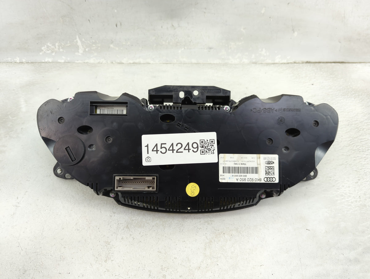 2009 Audi A4 Instrument Cluster Speedometer Gauges P/N:8K0920950A 503001621406 Miles:134K Fits OEM Used Auto Parts - Oemused
