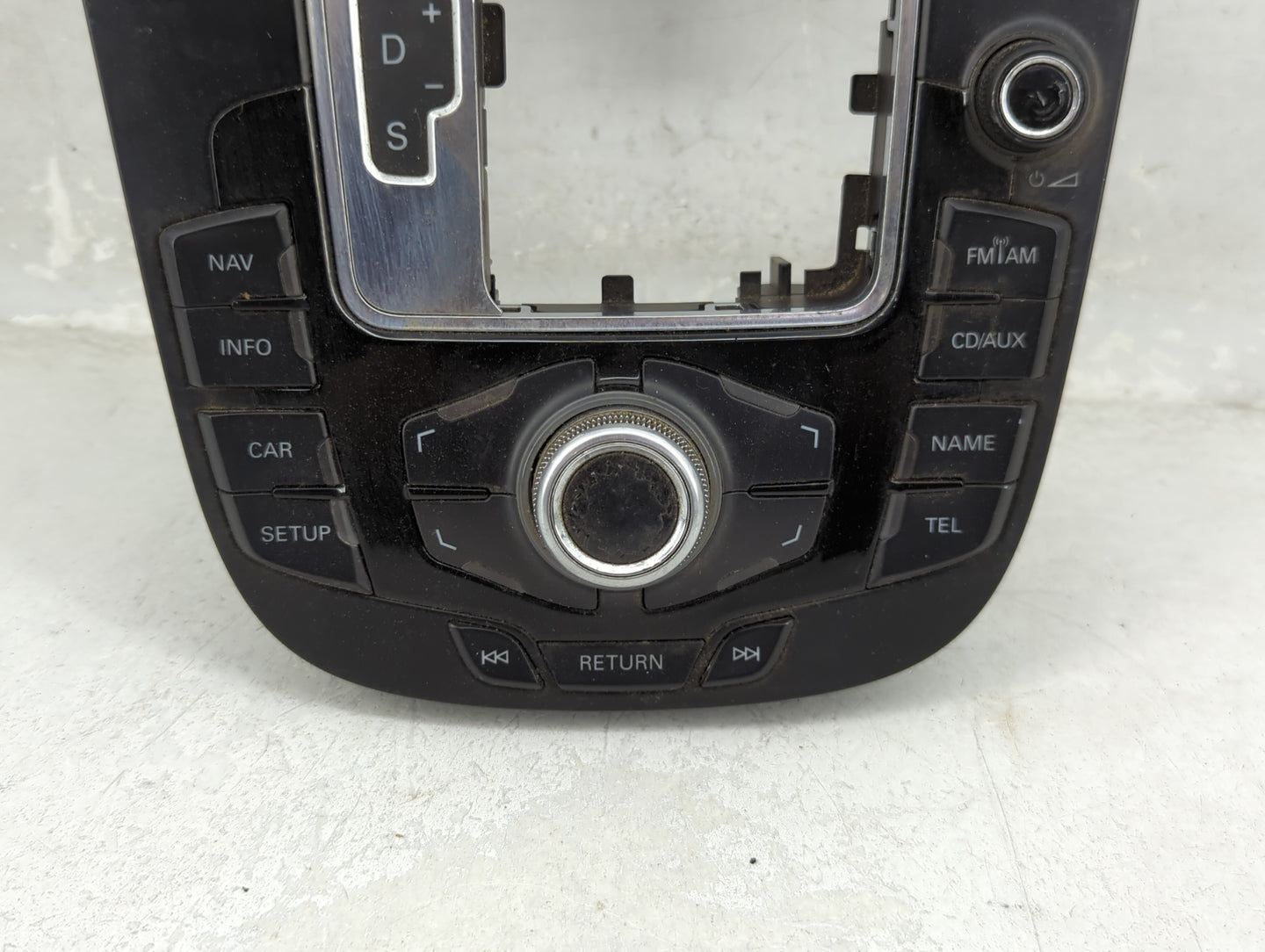 2009-2009 Audi A4 Radio Control Panel - Oemusedautoparts1.com