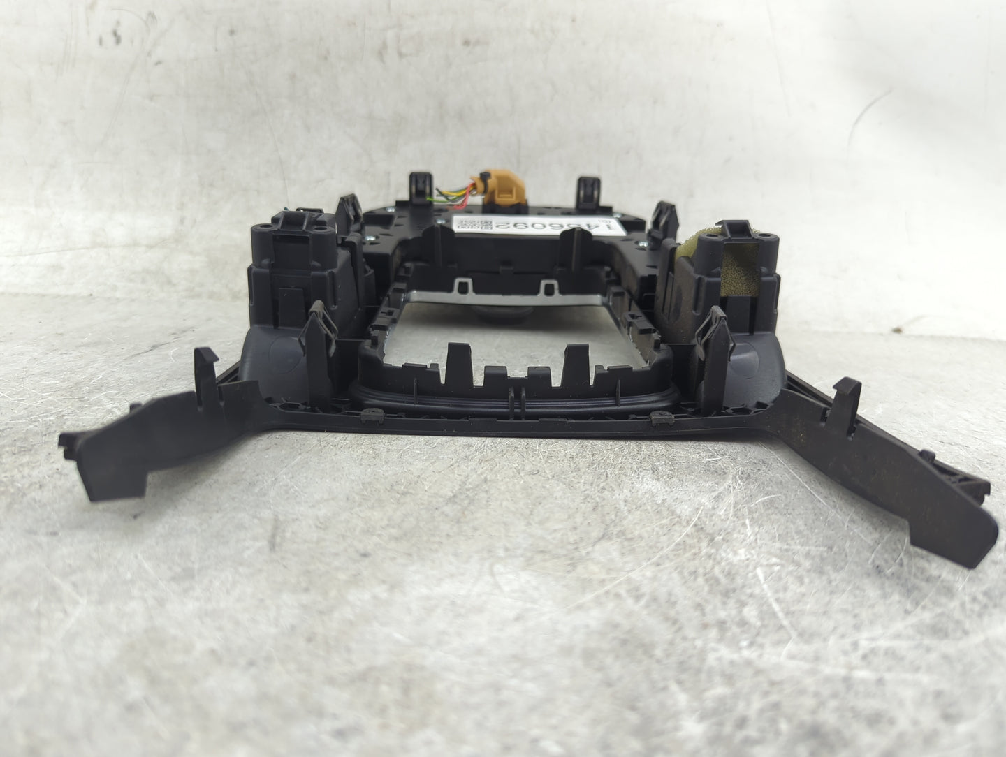 2009-2009 Audi A4 Radio Control Panel 1456092 - Oemusedautoparts1.com