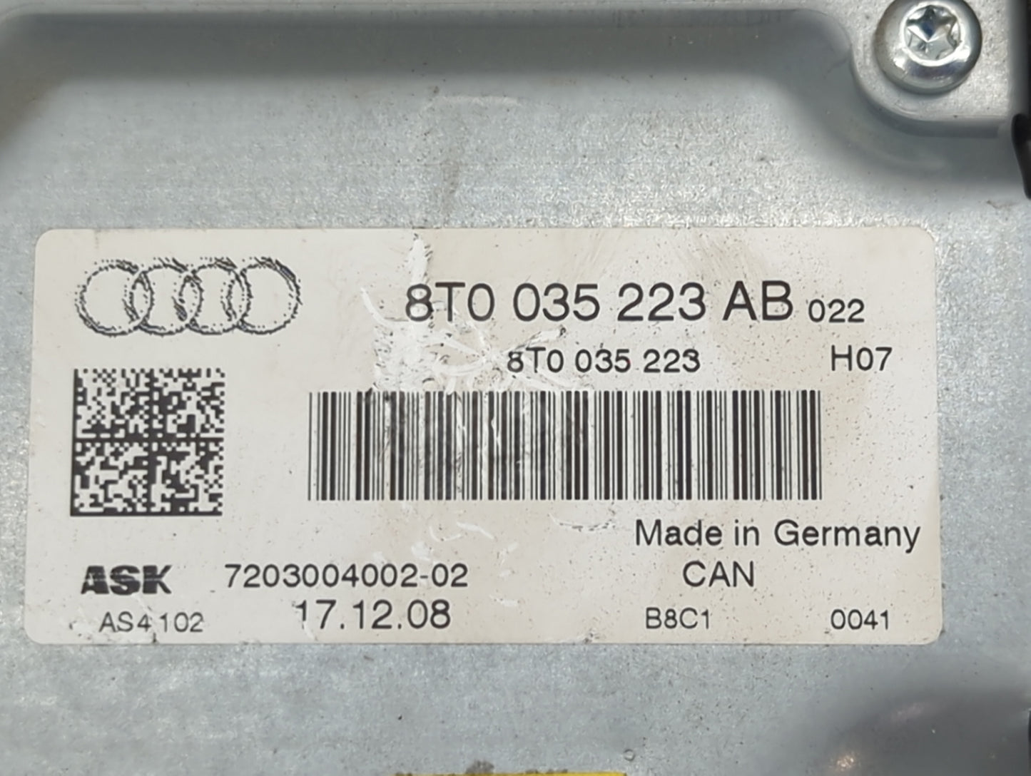 2009-2010 Audi A4 Radio AM FM Cd Player Receiver Replacement P/N:8T0035223AB 8T0035223 Fits Fits 2009 2010 OEM Used Auto Par