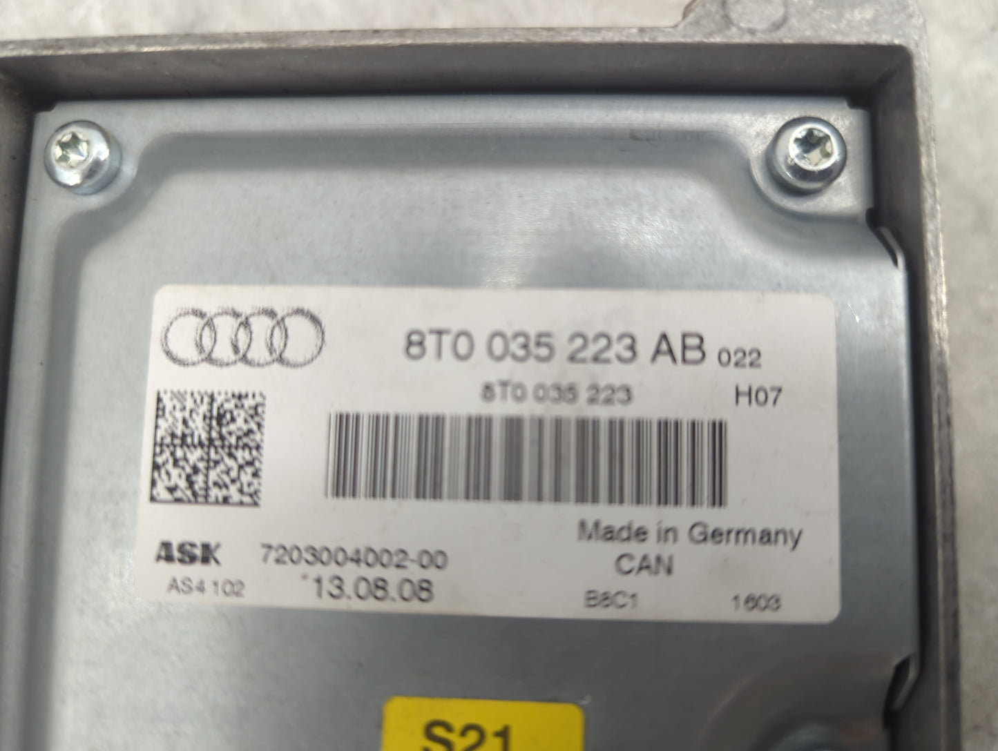 2009-2010 Audi A4 Radio AM FM Cd Player Receiver Replacement P/N:8T0 035 223 AB Fits Fits 2009 2010 OEM Used Auto Parts - Oe