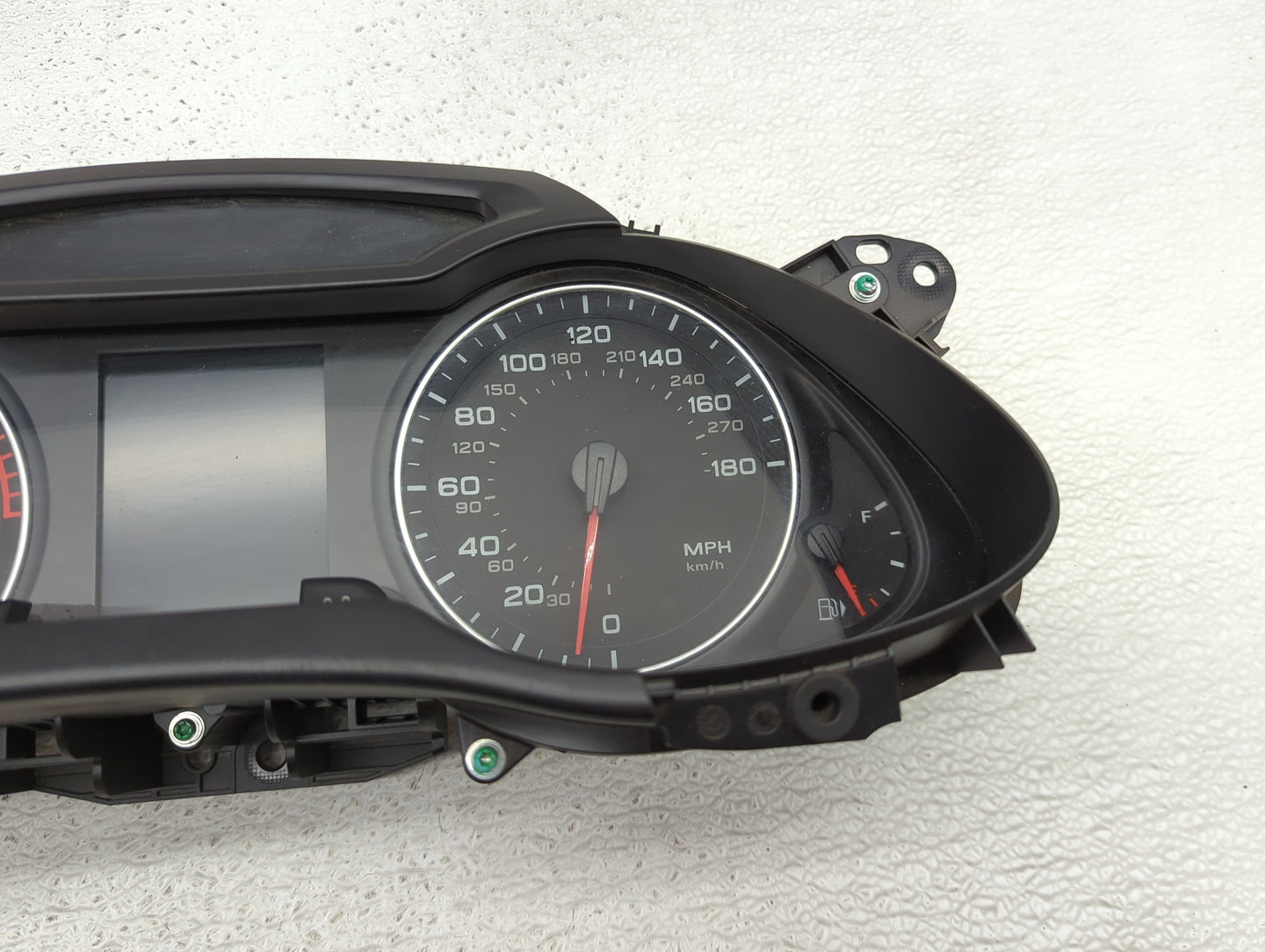 2009 Audi A4 Instrument Cluster Speedometer Gauges P/N:8K0920980A 503001523305 Miles:117K Fits OEM Used Auto Parts - Oemused