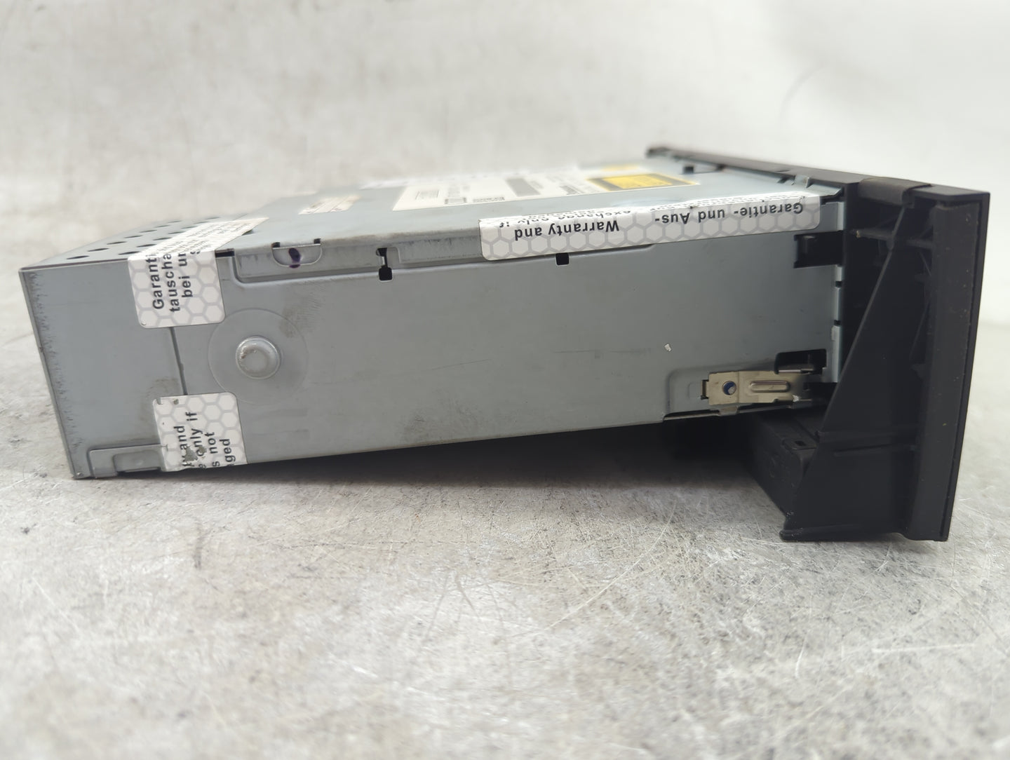 2009-2009 Audi A4 Radio Cd Changer 8t1035110c|cx-ca1796g|auz5zbh8551898 - Oemusedautoparts1.com